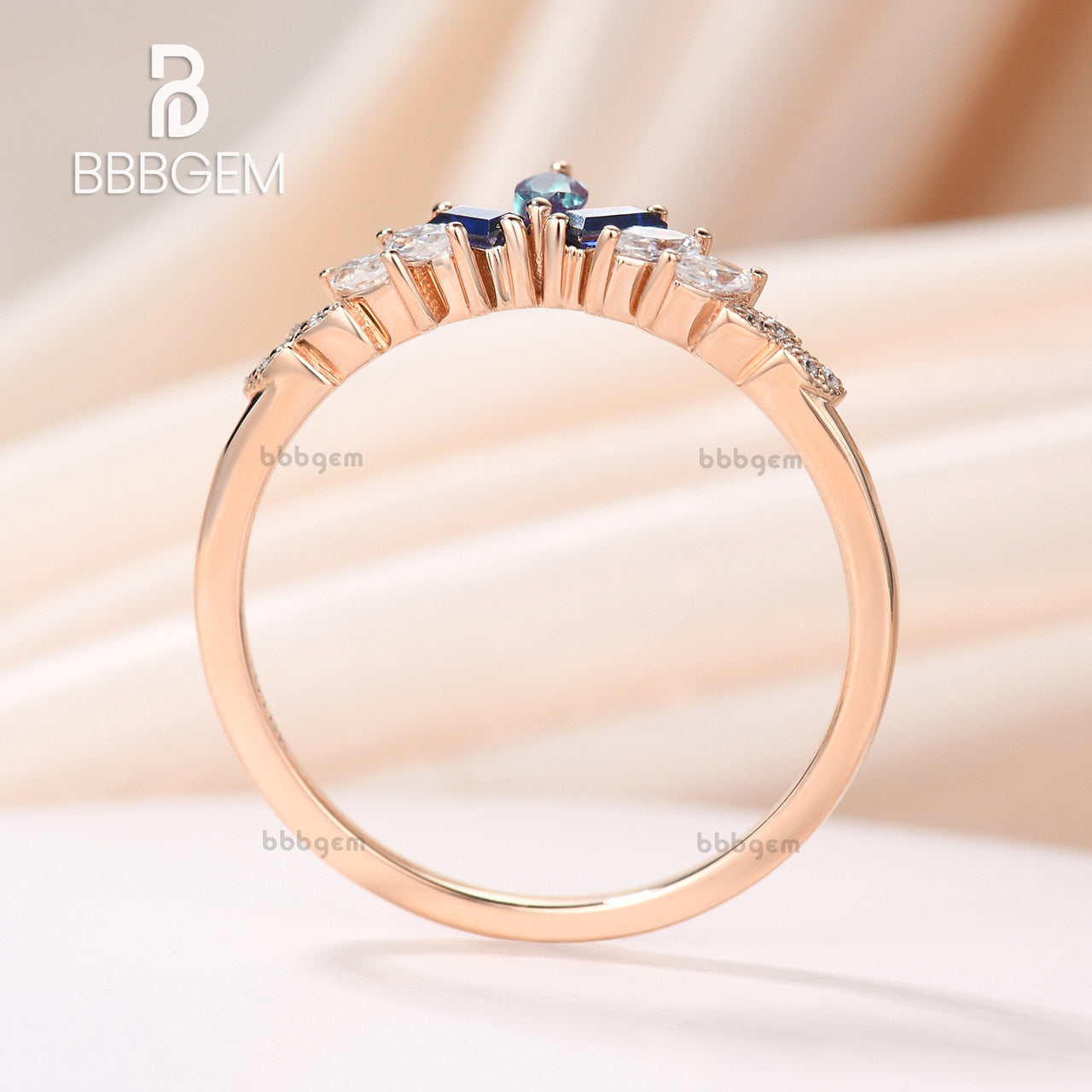 Art Deco Alexandrite & Baguette Sapphire Moissanite Wedding Ring - Elegant Vintage Style Engagement Band for Women, Perfect for Bridal Jewelry, Anniversary Gifts & Special Occasions