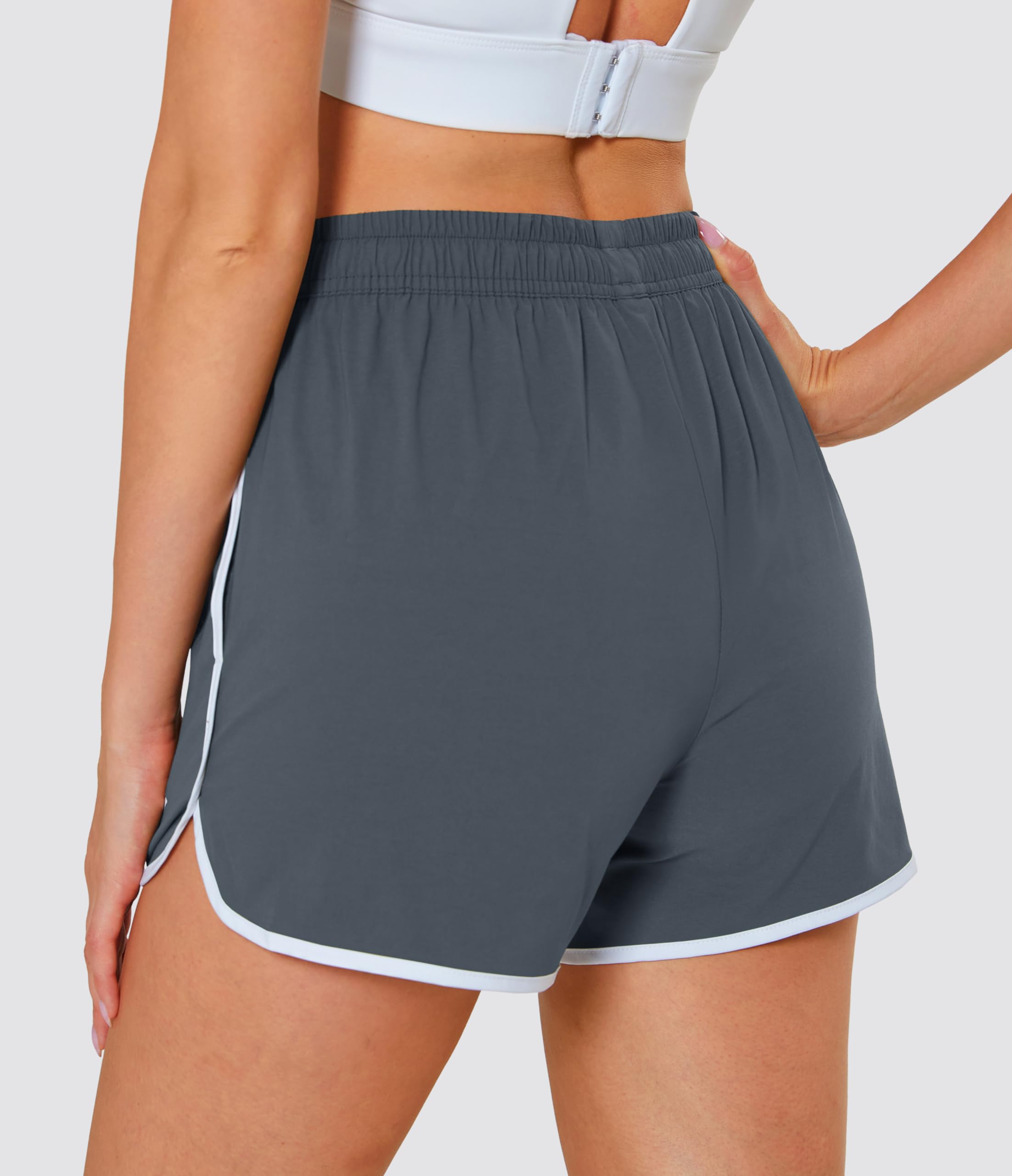 **MAGCOMSEN Women's Running Shorts with Pockets - 3.5