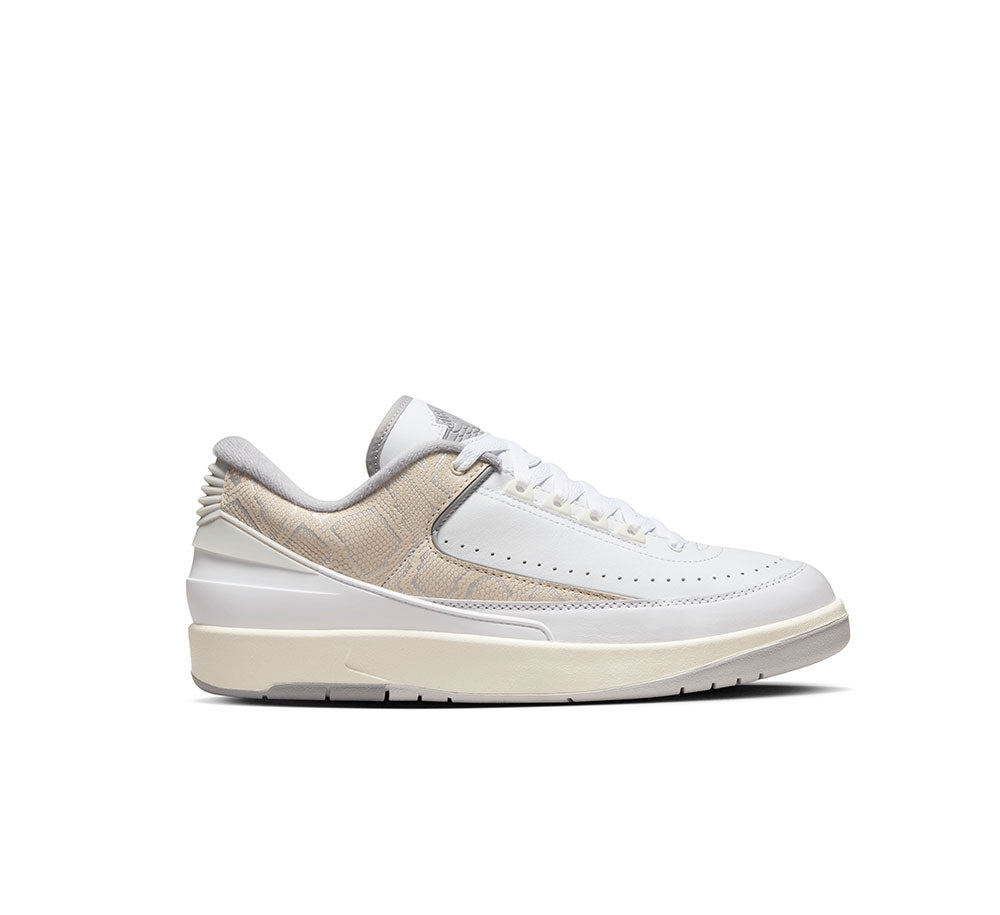 AIR JORDAN 2 RETRO LOW Men's Basketball Shoes - Classic Sneakers for Streetwear & Casual Style | Perfect for Sports, Gym Workouts & Everyday Fashion