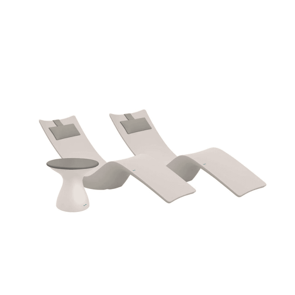 Luxury Outdoor Pool Furniture Set - Premium Resort-Style Patio Lounge Chairs & Side Table for Backyard, Swimming Pool & Beach Relaxation