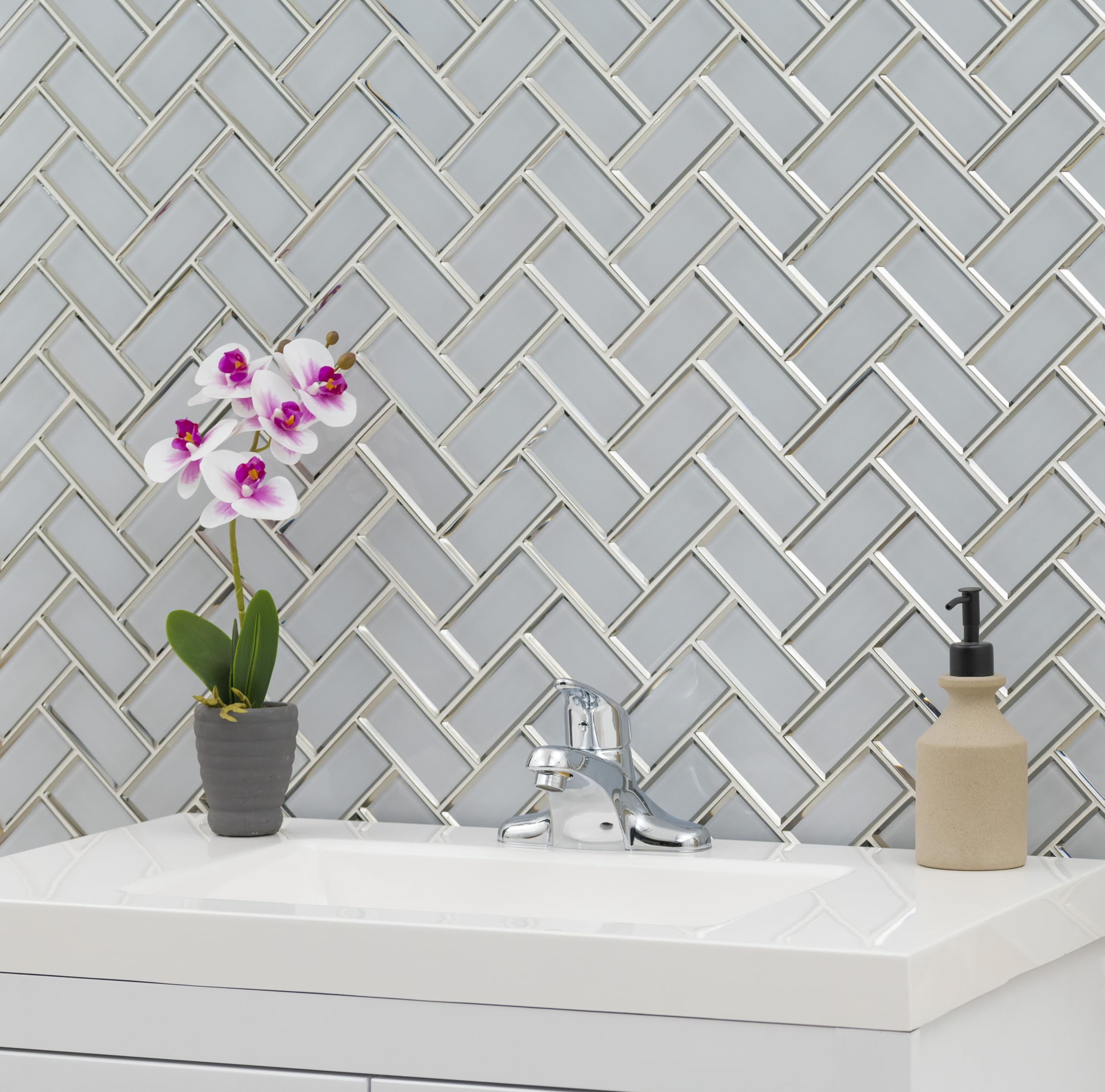 MSI Ice Bevel Herringbone Glass Mosaic Tile 13.86