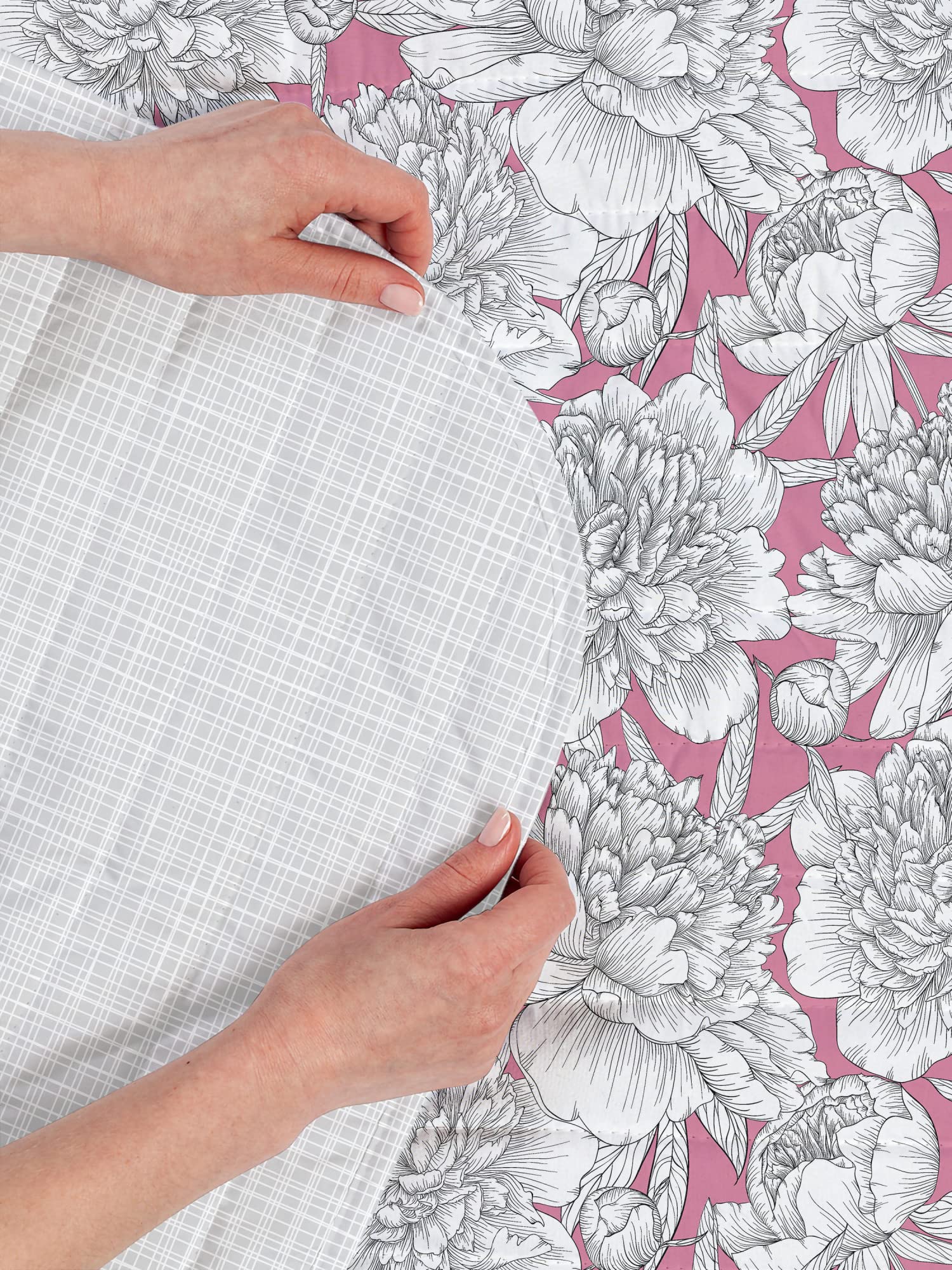 Ambesonne Floral Reversible Bedspread Set - Hand Drawn Rose, Chamomile & Peonies Design, Microfiber Comforter with Pillow Shams, Twin Size, Pink Pearl - Perfect for Spring Bedroom Decor & Boho Chic Home Styling