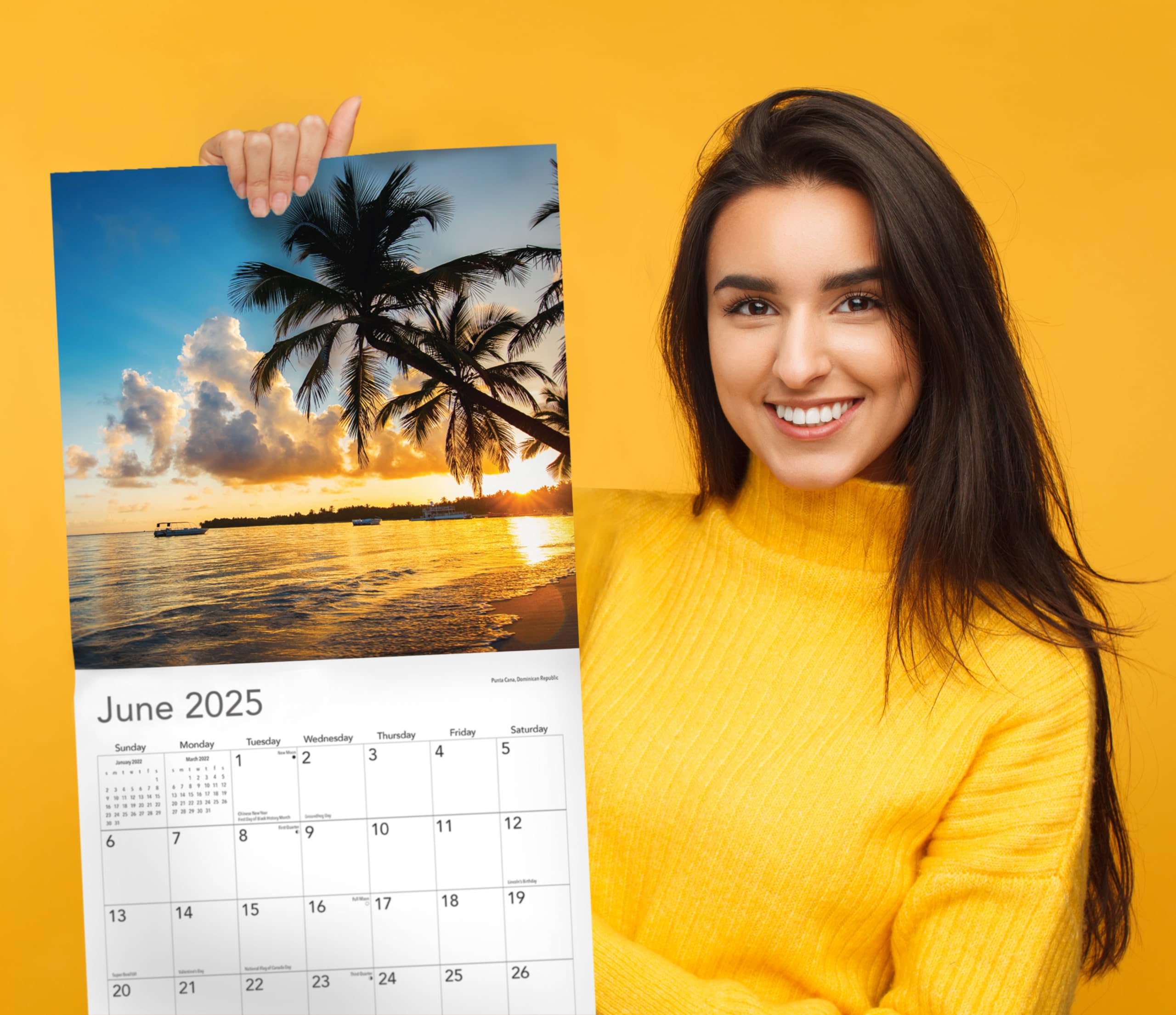 2025 Tropical Paradise Beaches Wall Calendar - Full Page Monthly Travel & Vacation Photography - Perfect for Home, Office Decor & Beach Lover Gifts (Hangable, Organizer, Planner) - Ideal for Holiday Planning, Birthday Presents & Coastal Decor Inspiration