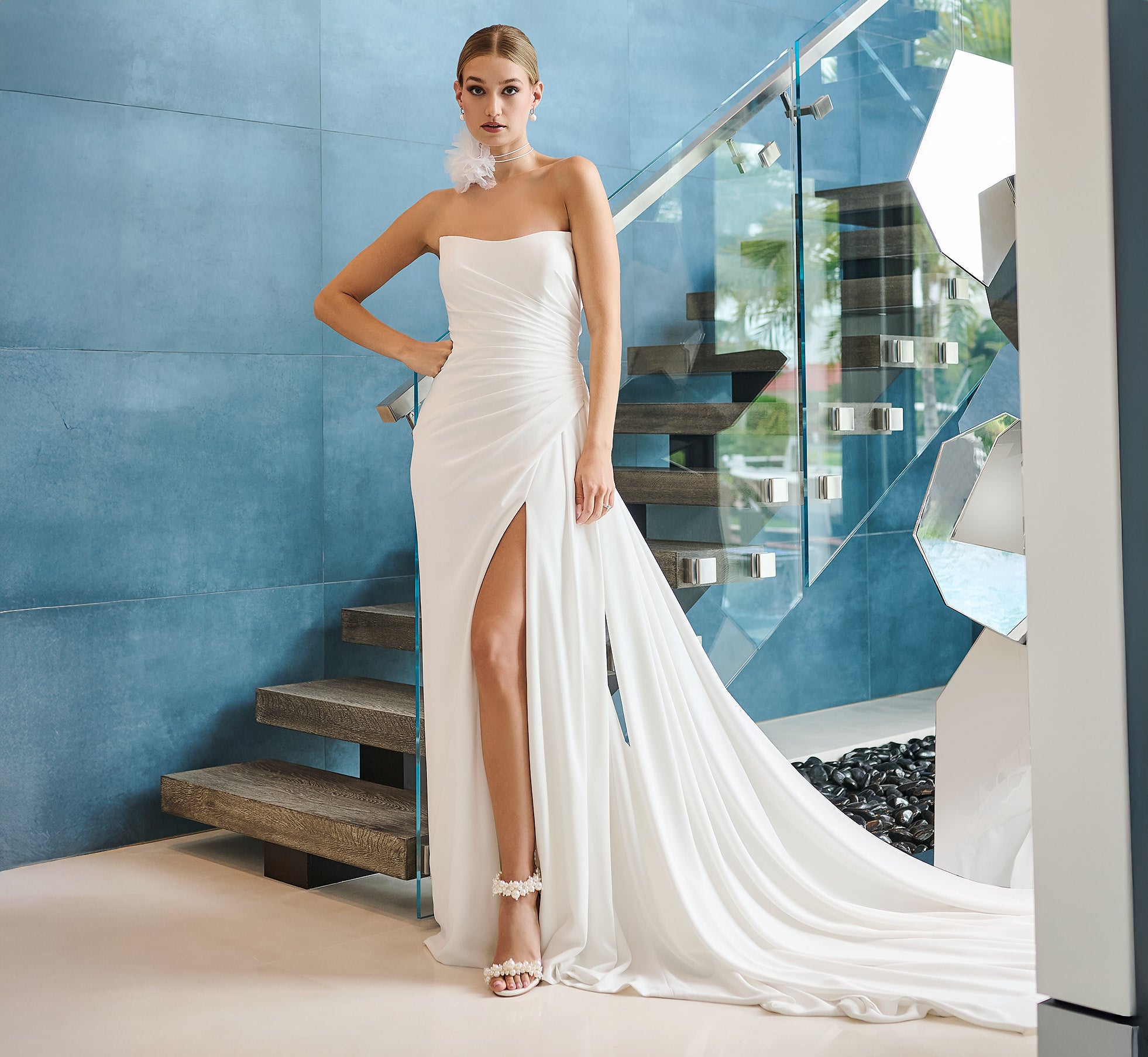Elegant Ivory Crepe Georgette Slim Gown for Women - Perfect for Weddings, Evening Parties & Formal Occasions