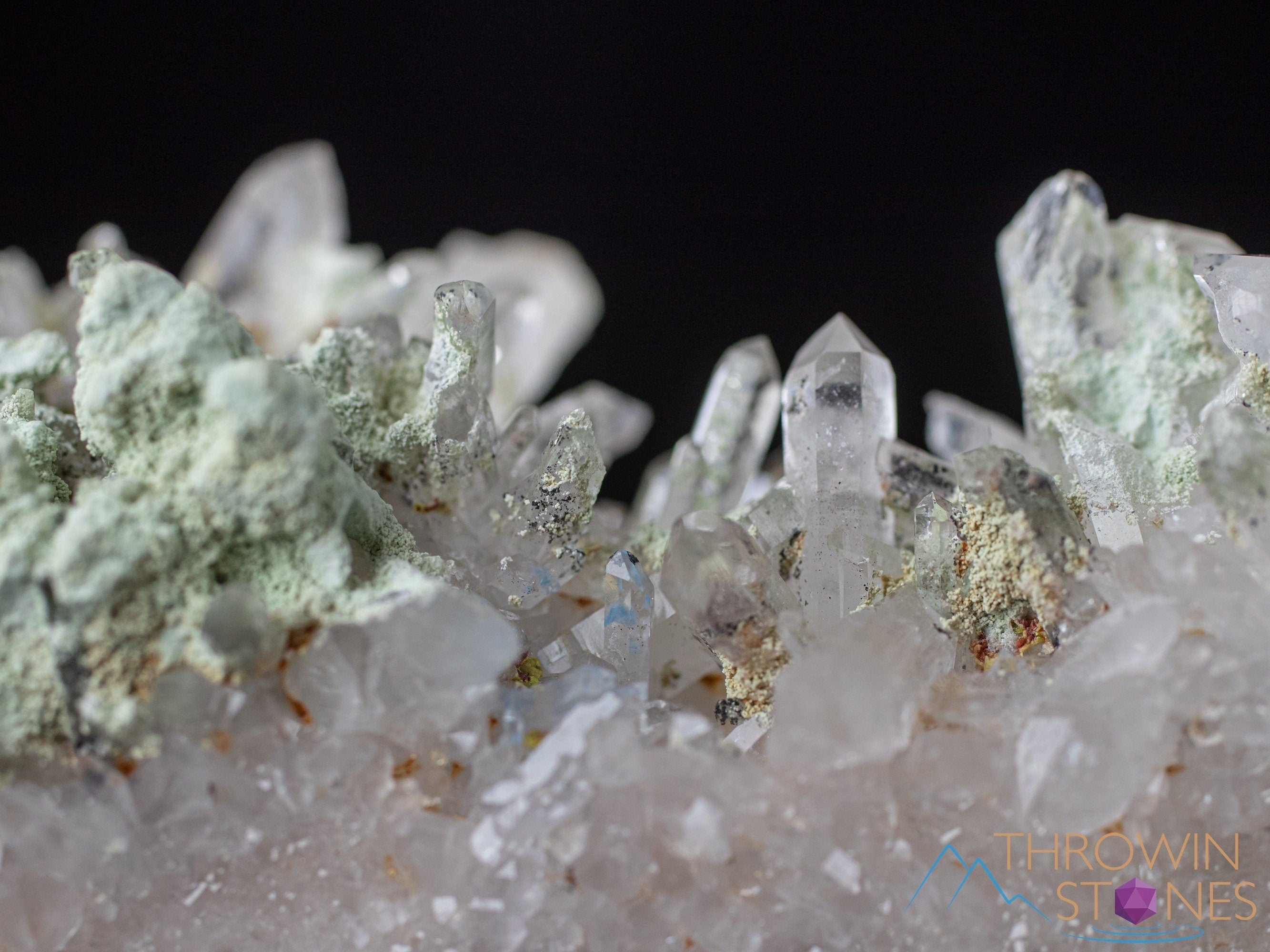Natural MESSINA QUARTZ Crystal Cluster - Healing Stone for Home Decor, Spiritual Gifts & Feng Shui | Perfect for Meditation, Office Desk & Housewarming Presents