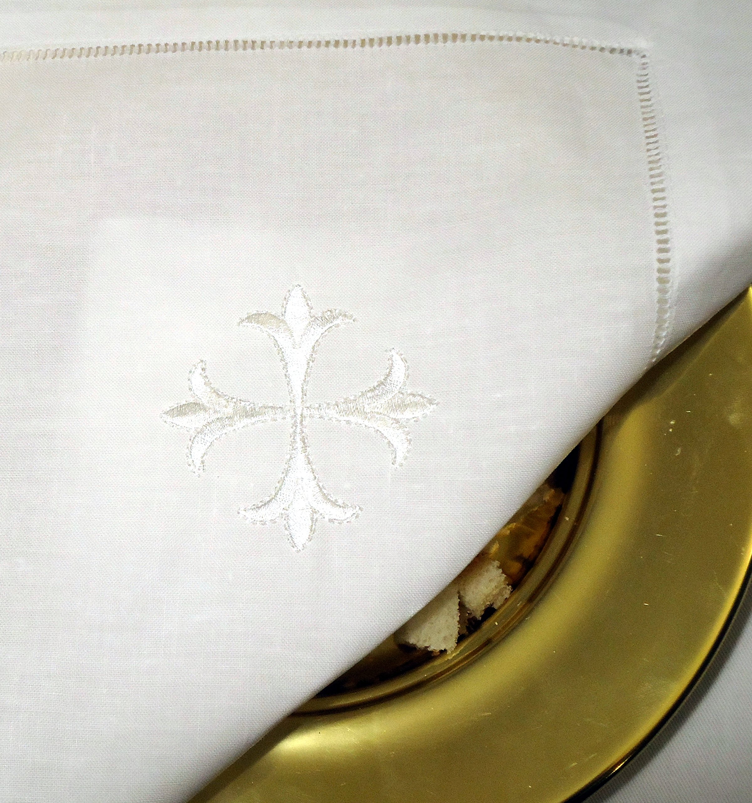 White Linen Altar Cloth with Cross Embroidery - Church Communion Table Decor, Christian Worship & Home Altar Cover