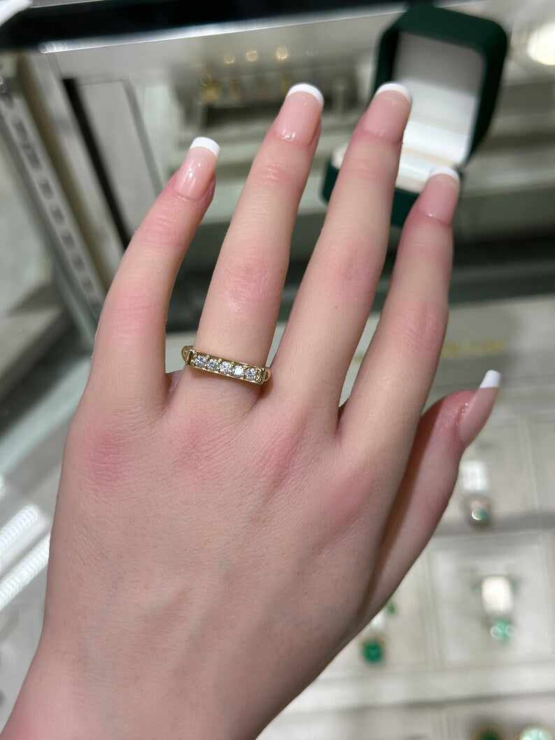 0.25tcw Bead Shank Natural Brilliant Round Cut Diamond Bar Unisex Stacking Band Ring in 14K Gold - Perfect for Everyday Wear, Anniversary Gifts & Wedding Stack Rings