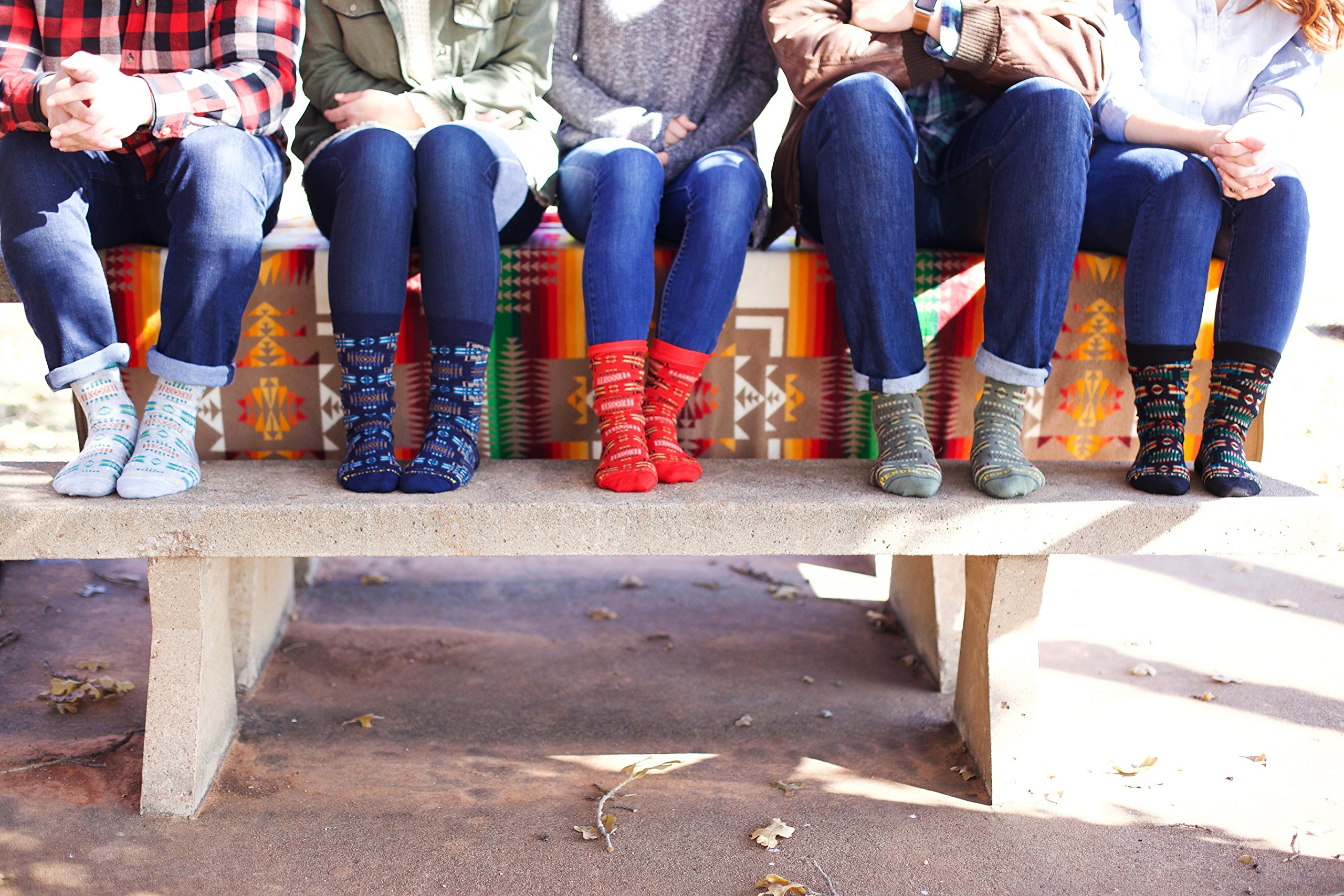 Pendleton Men's Crew Socks - Premium Wool Blend Socks for Hiking, Outdoor & Casual Wear - Warm & Durable Winter Socks