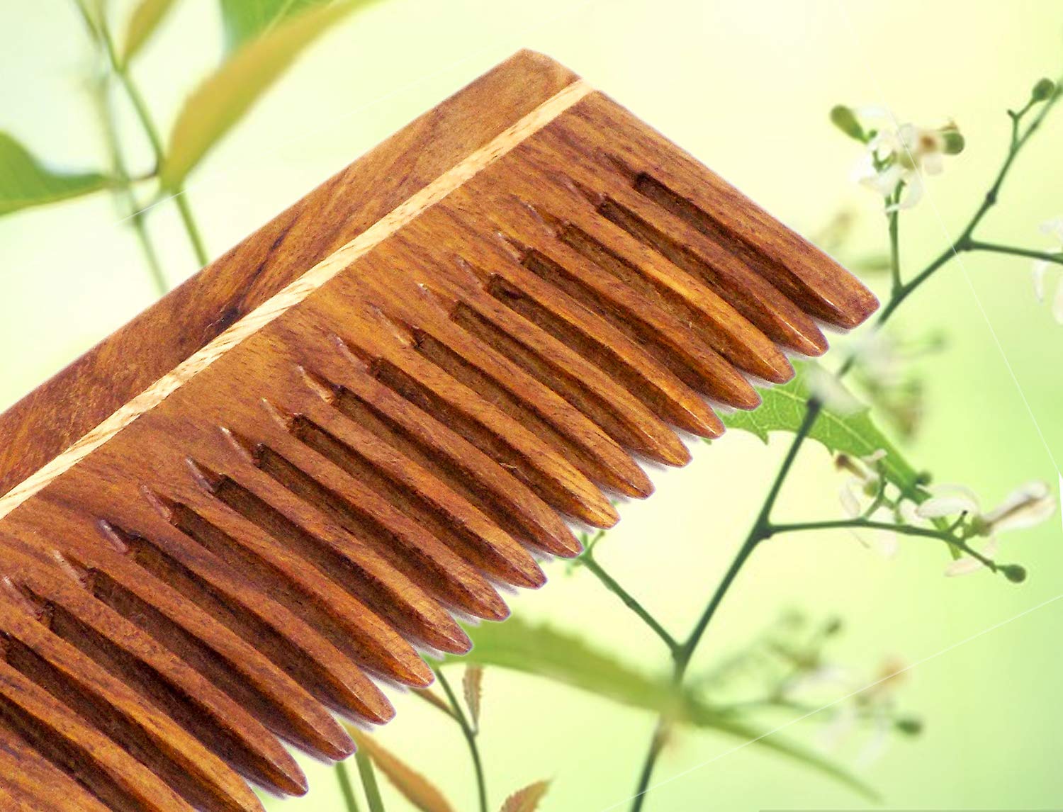 Natural Neem Wood Comb for Men & Women - Anti Dandruff & Hair Growth Comb for Healthy Scalp - Pack of 1 (Brown) - Perfect for Daily Hair Care & Scalp Massage