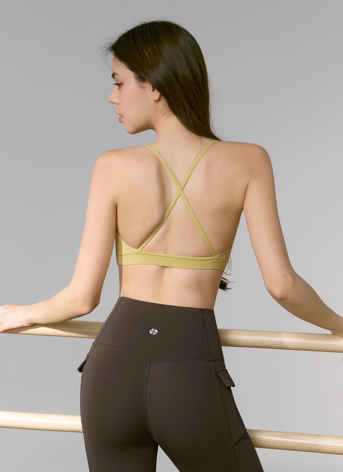 Comfort Up Cross Back Bra Tops for Women - Seamless Yoga Sports Bras with Adjustable Straps - Perfect for Workout, Running, Gym & Lounge Wear