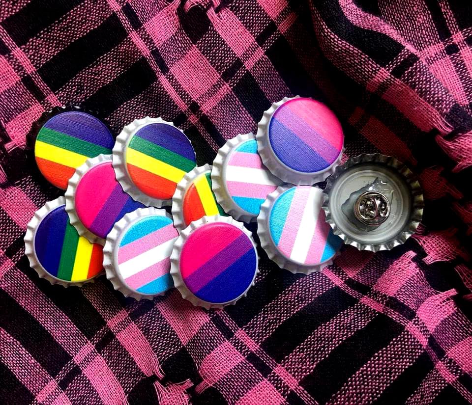 Rainbow Pride Flag Bottle Cap Pins - LGBTQ+ Accessories for Trans, Gay, Lesbian & Bi - Perfect for Backpacks, Jackets & Pride Events