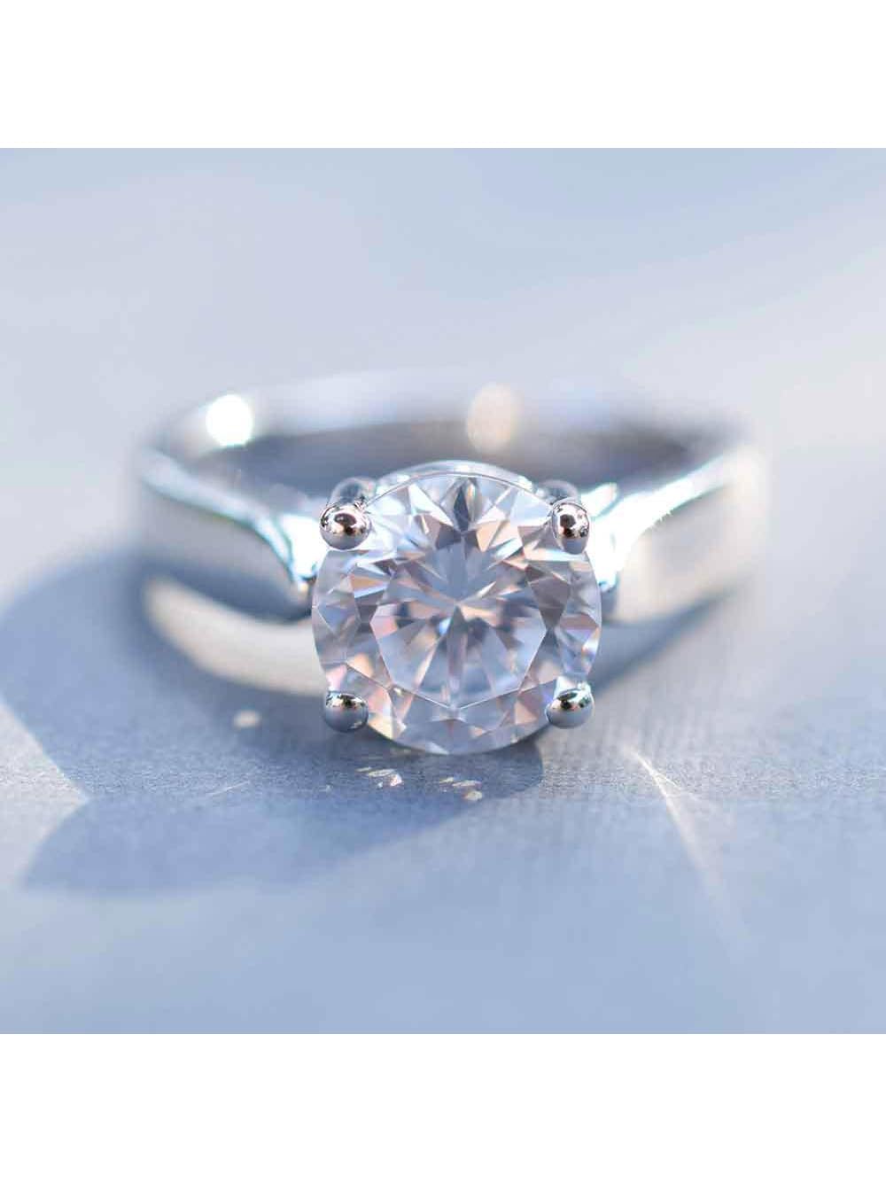 2 Carat CZ Sterling Silver Engagement Ring for Women - Perfect Gift for Mom, Anniversary, Wedding & Proposal | Elegant Jewelry for Special Occasions