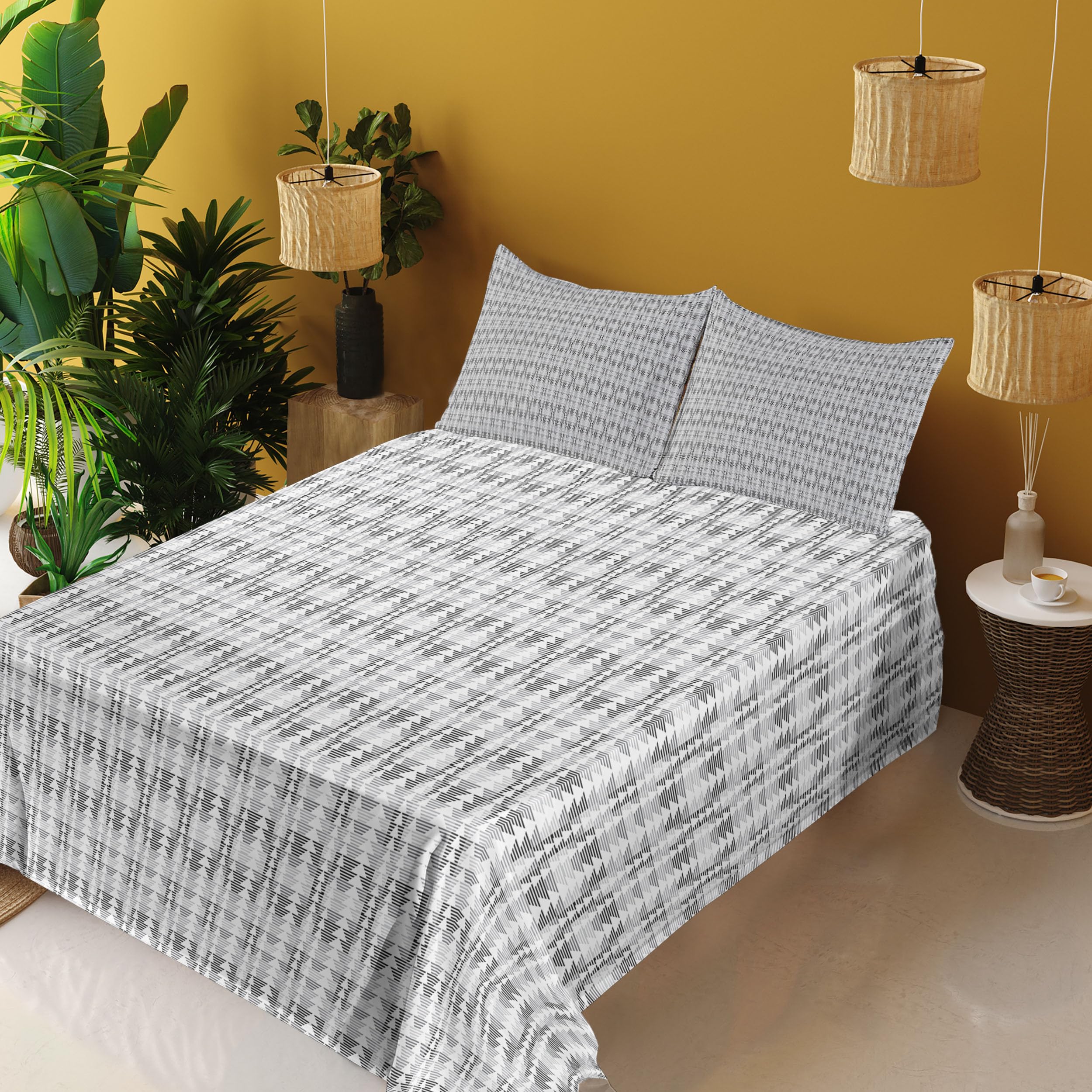 Ambesonne Abstract King Size 4-Piece Sheet Set - Grey & White Stripes & Triangles Design, Fitted & Flat Sheets with Pillowcases - Modern Bedroom Decor for Home, Hotel, or Guest Room