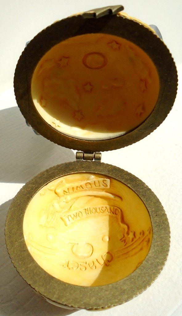 Harry Potter Golden Snitch Hinged Secret Box by Dept 56 - Collectible Trinket Storage for Jewelry, Keepsakes & Small Treasures (Perfect for Harry Potter Fans & Gift Giving)