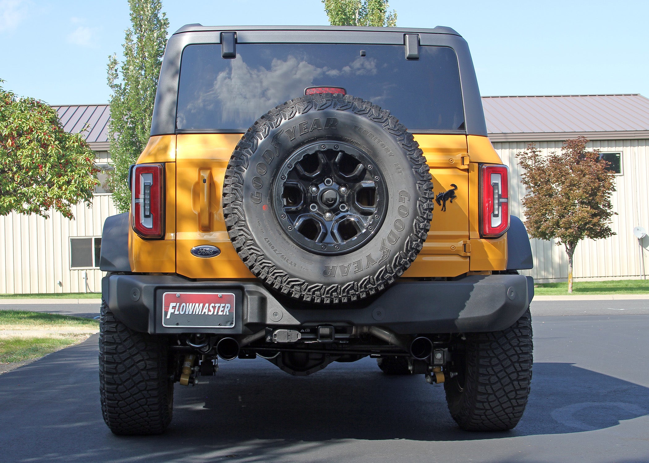 2021-2023 Ford Bronco Flowmaster FlowFX Cat-Back Dual Exit Exhaust System - High Performance Upgrade for Off-Roading & Daily Driving