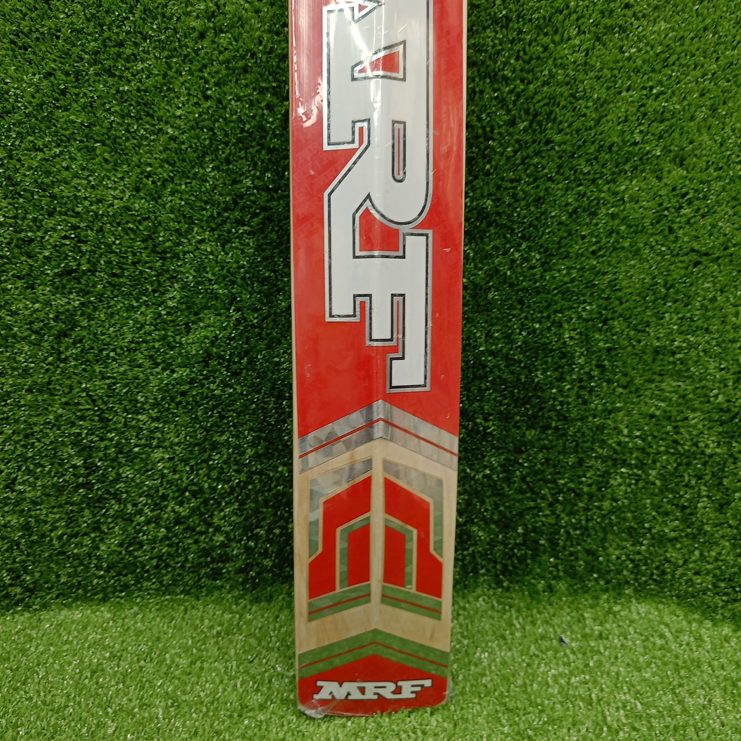 MRF Bullet Junior Cricket Bat - Lightweight & Durable for Kids & Youth | Perfect for Practice, Matches & Training Sessions