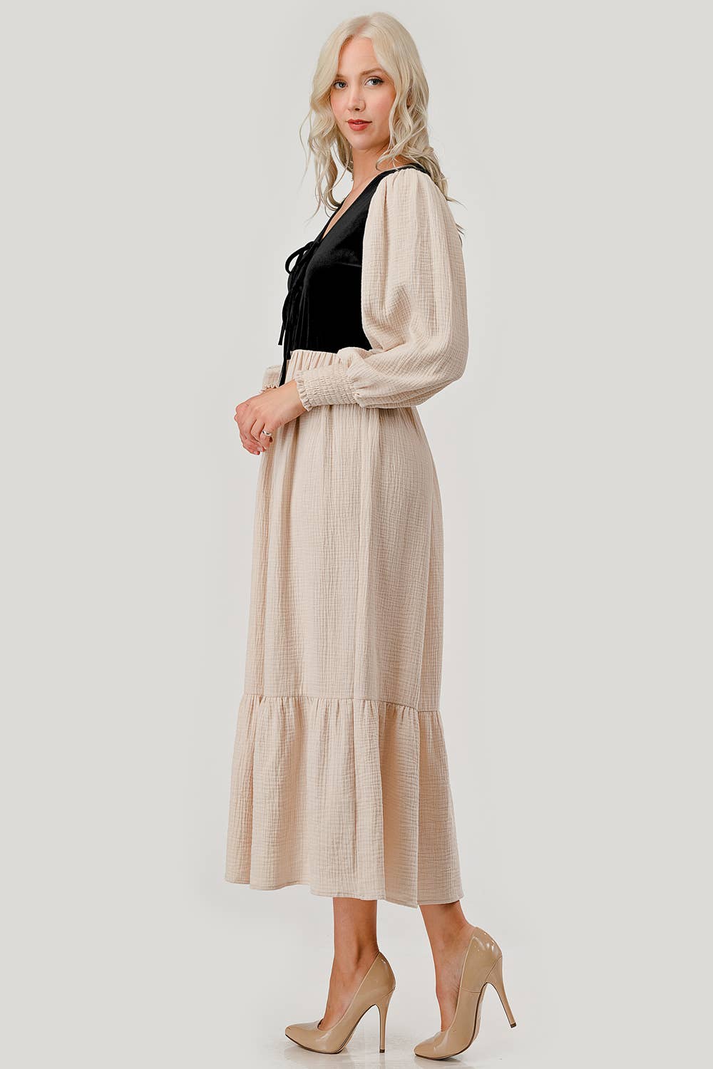Color Block Tiered Midi Dress Wd61556 Oatmeal Black S - Stylish Flowy Summer Dress for Women, Perfect for Beach Vacations, Date Nights & Casual Outings