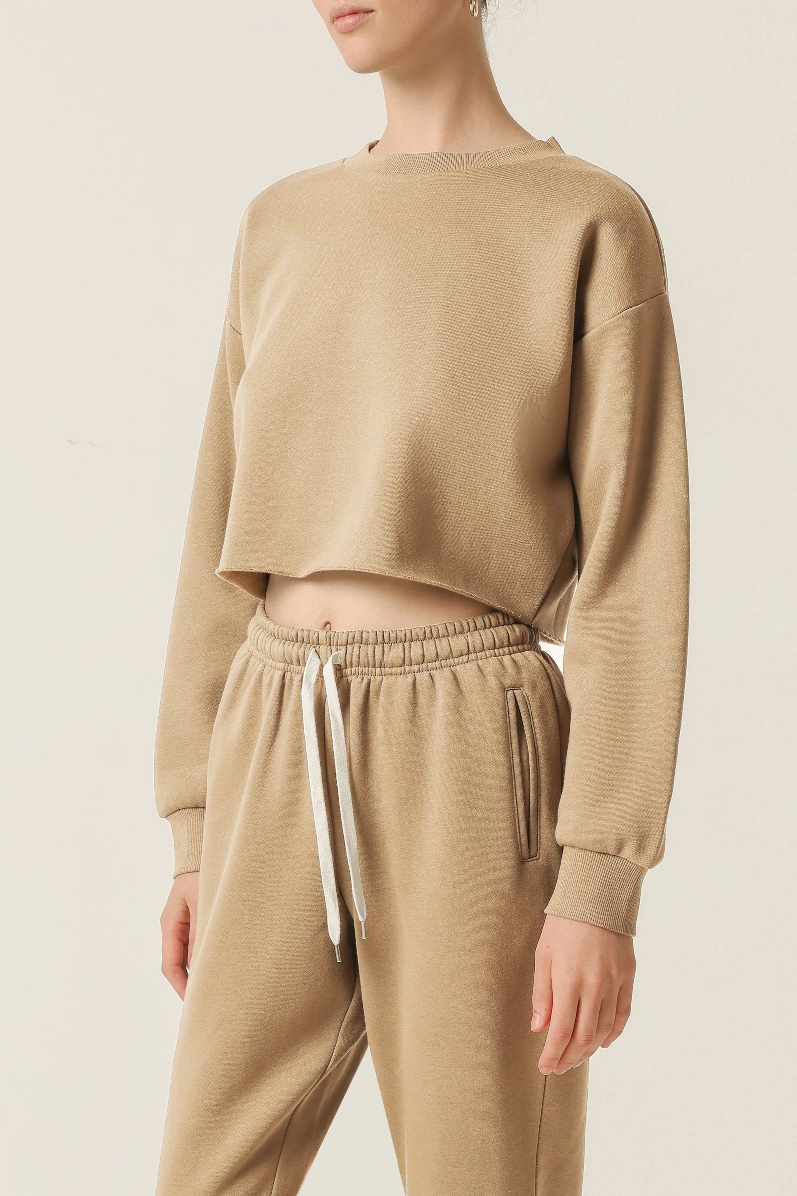 Carter Classic Crop Sweatshirt for Women - Soft Cotton Pullover Top for Casual Wear, Gym, and Lounge - Trendy Streetwear Fashion
