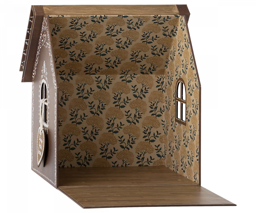 Mini Gingerbread House Kit - DIY Christmas Cookie Decorating Set for Holiday Baking, Parties & Festive Home Decor