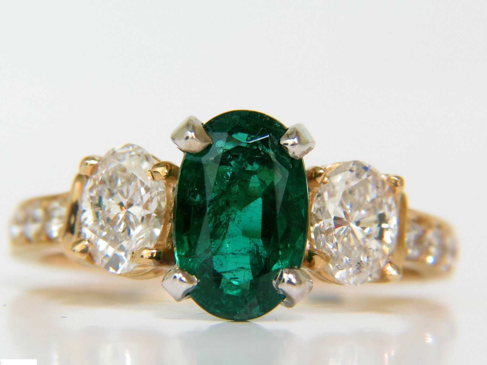 3.20ct Natural Emerald and Diamond Ring in 14K Gold - Classic Elegance for Engagement, Wedding, or Anniversary Gifts (Zambian Emerald, A+ Quality)