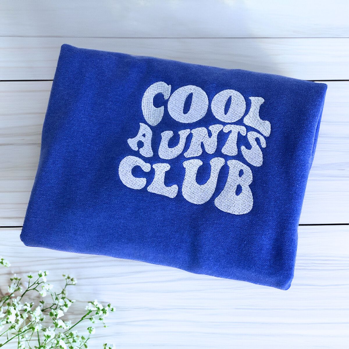 Custom Embroidered Cool Aunts Club Sweatshirt & T-Shirt with Niece/Nephew Name on Sleeve - Personalized Gift for Aunt | Perfect for Family Reunions, Birthday Presents & Aunt Appreciation