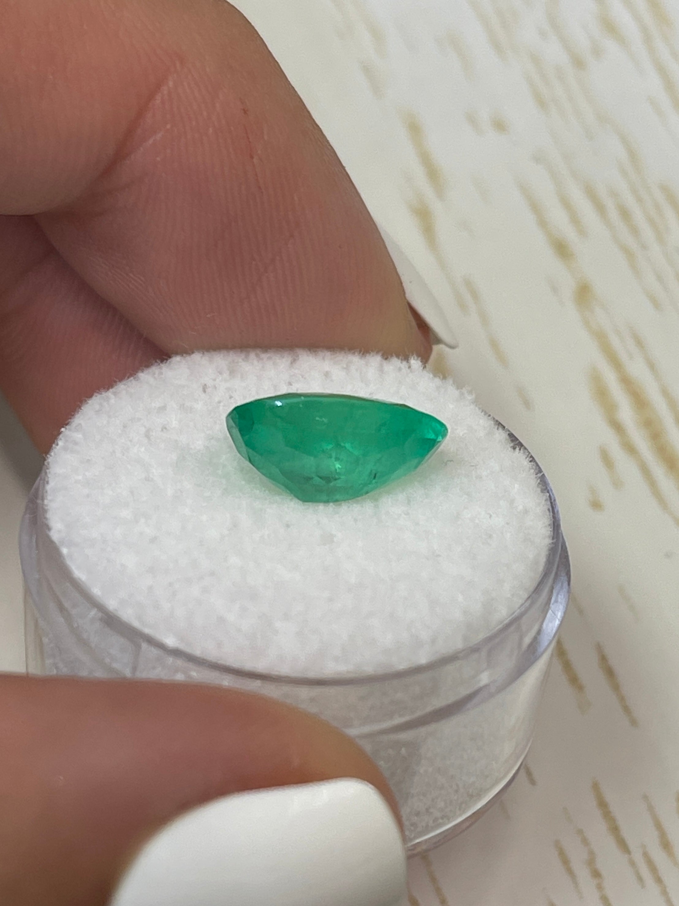 3.32 Carat 12x9mm Neon Green Natural Loose Colombian Emerald Gemstone - Oval Cut for Jewelry Making, Engagement Rings & Luxury Gifts