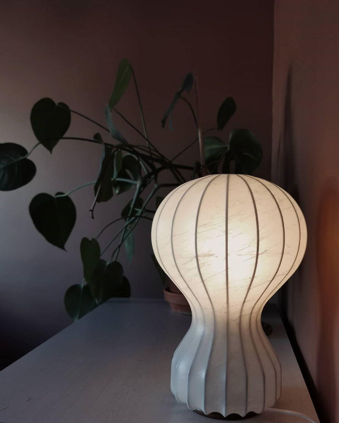 Stylish Hot Air Balloon Table Lamp - Decorative LED Night Light for Bedroom, Nursery & Living Room - Perfect for Kids Room Decor & Cozy Ambiance