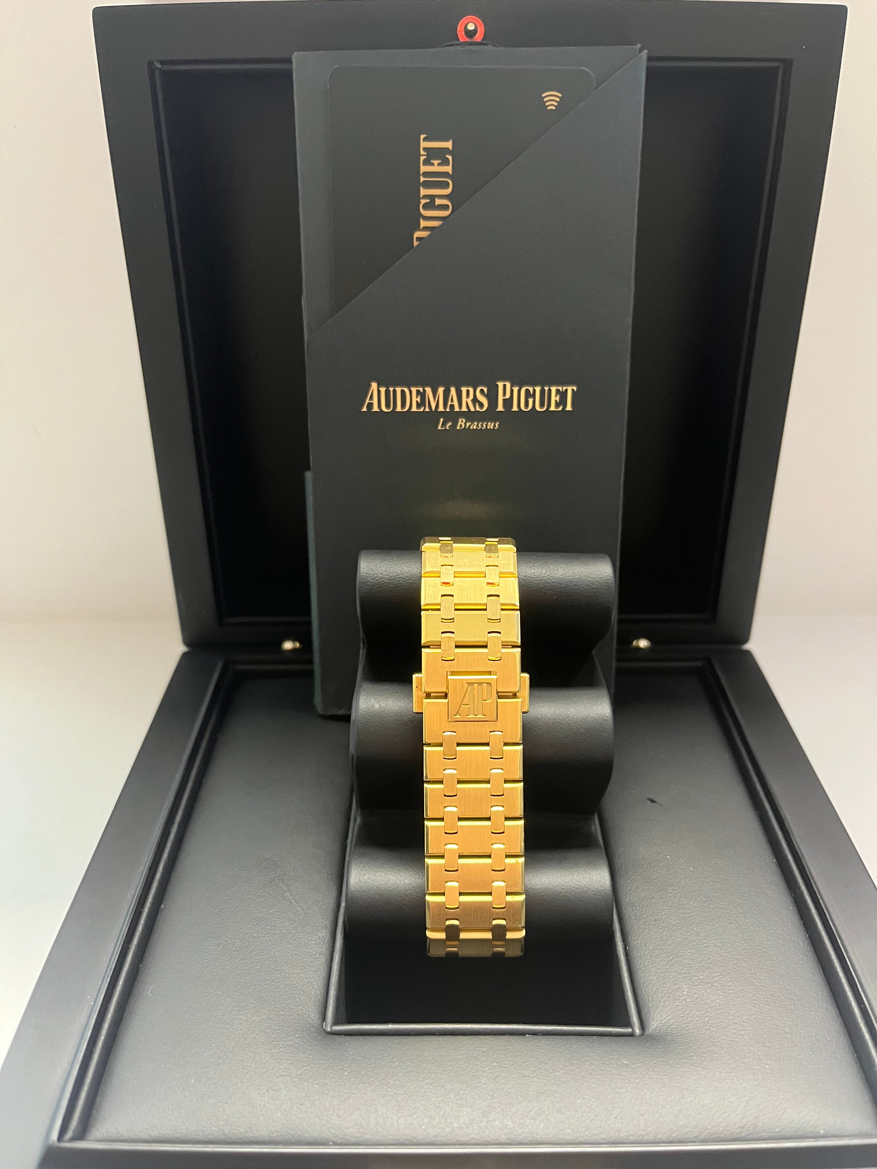 Audemars Piguet Royal Oak 41mm Selfwinding Chronograph Watch - 18k Yellow Gold Case, Blue Dial with Yellow Sub Dials (Ref 26331BA.OO.1220BA.01) | Luxury Men's Timepiece for Business, Gala & Special Occasions