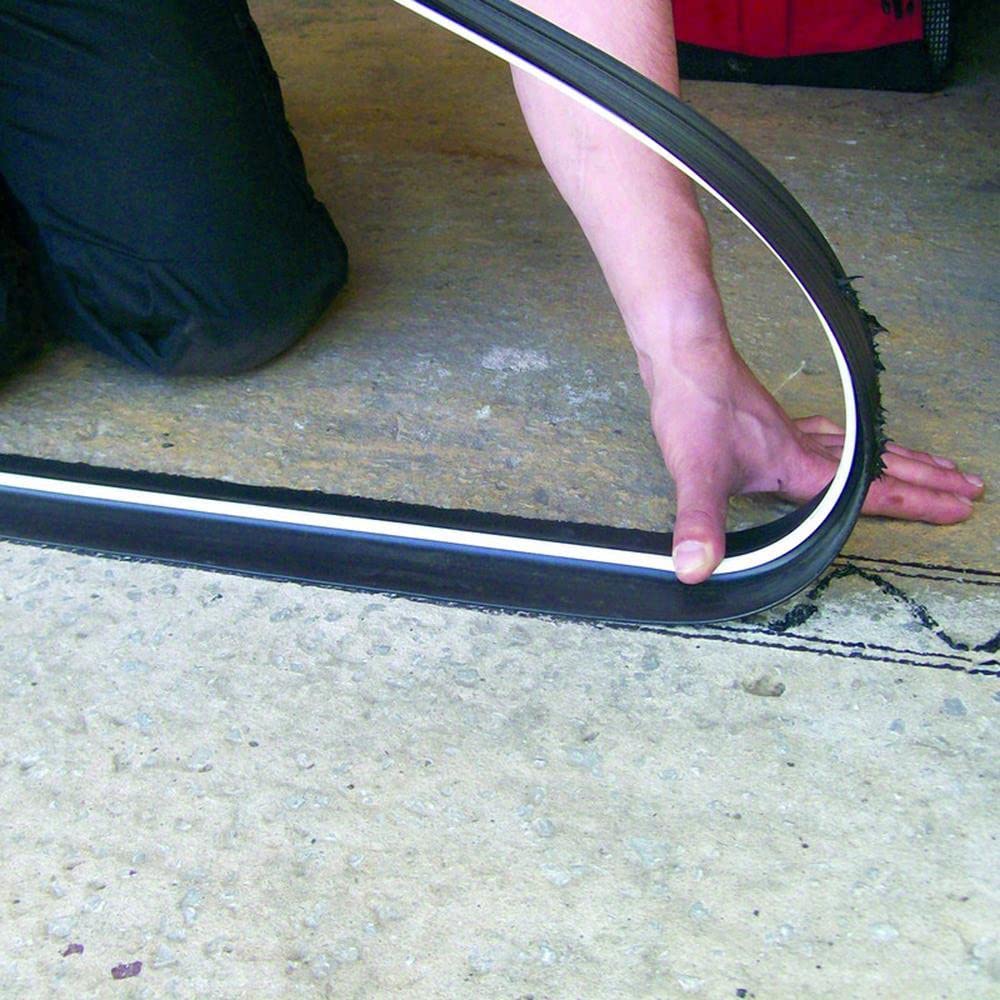 04SR5072515BL Black Aluminum Garage Floor Seal Threshold 2515mm - Durable & Weatherproof for Driveways, Warehouses & Industrial Use