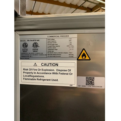 Energy Efficient 27W Reach-In Single Section Freezer for Home, Restaurant & Commercial Use - Compact & Reliable Cooling Solution