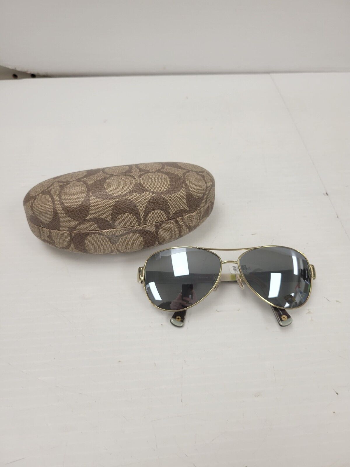 Coach HC7003 Polarized Sunglasses for Women - UV Protection, Classic Aviator Style - Perfect for Driving, Travel & Outdoor Activities