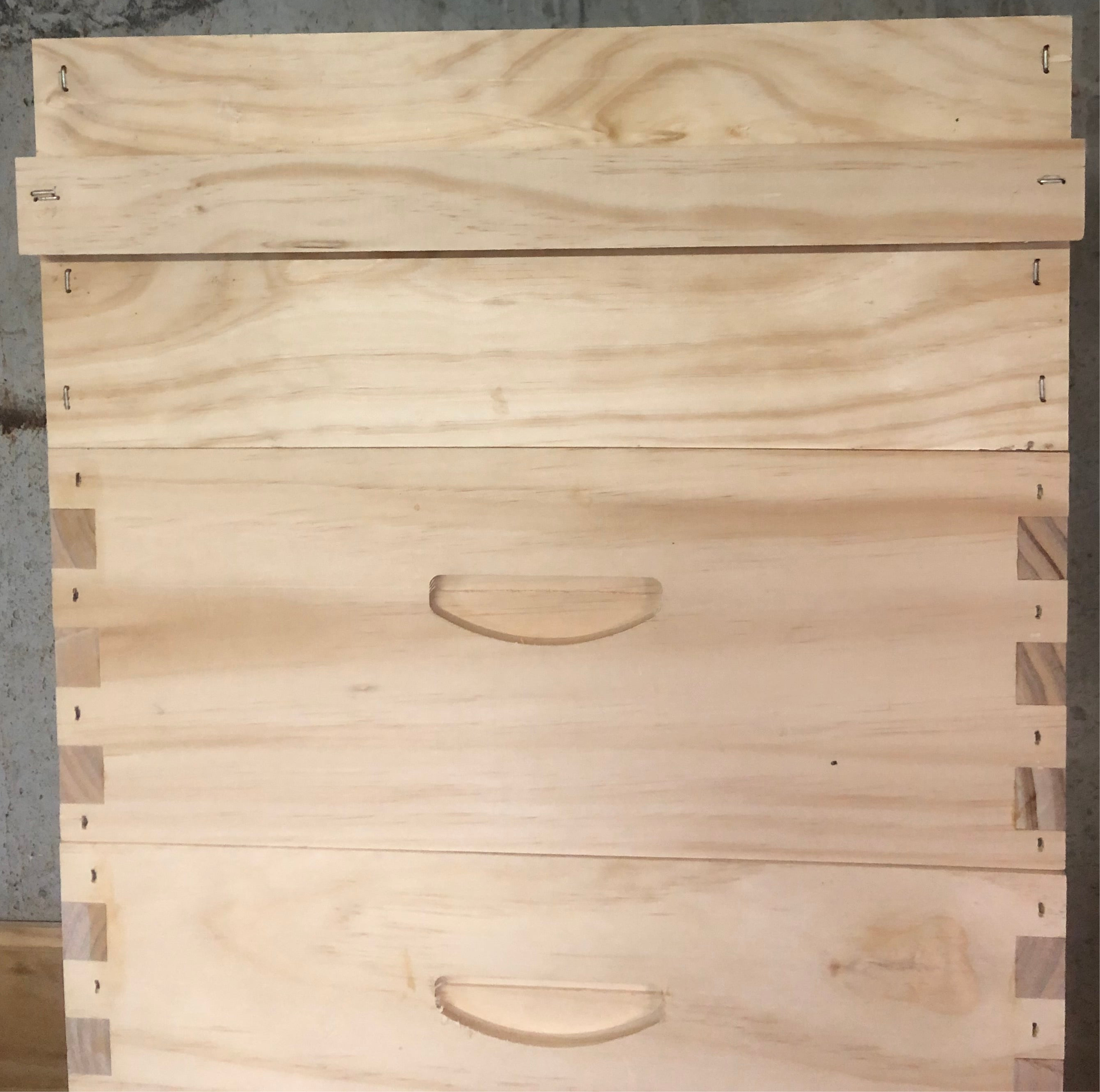 Durable Hive Boxes with Cleat Handles - Premium Beehive Frames for Beekeeping & Honey Harvesting - Perfect for Backyard Apiaries & Commercial Beekeepers