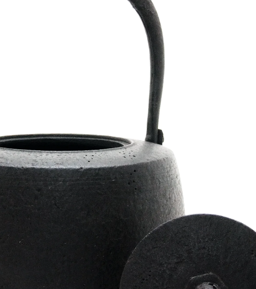Authentic Japanese Nanbu Tetsubin Iron Teapot - Koizumi Nizaemon 11th Generation Ubaguchi Mozuyagata Cast Iron Kettle with Gift Box | Perfect for Traditional Tea Ceremony, Home Brewing & Japanese Tea Lovers