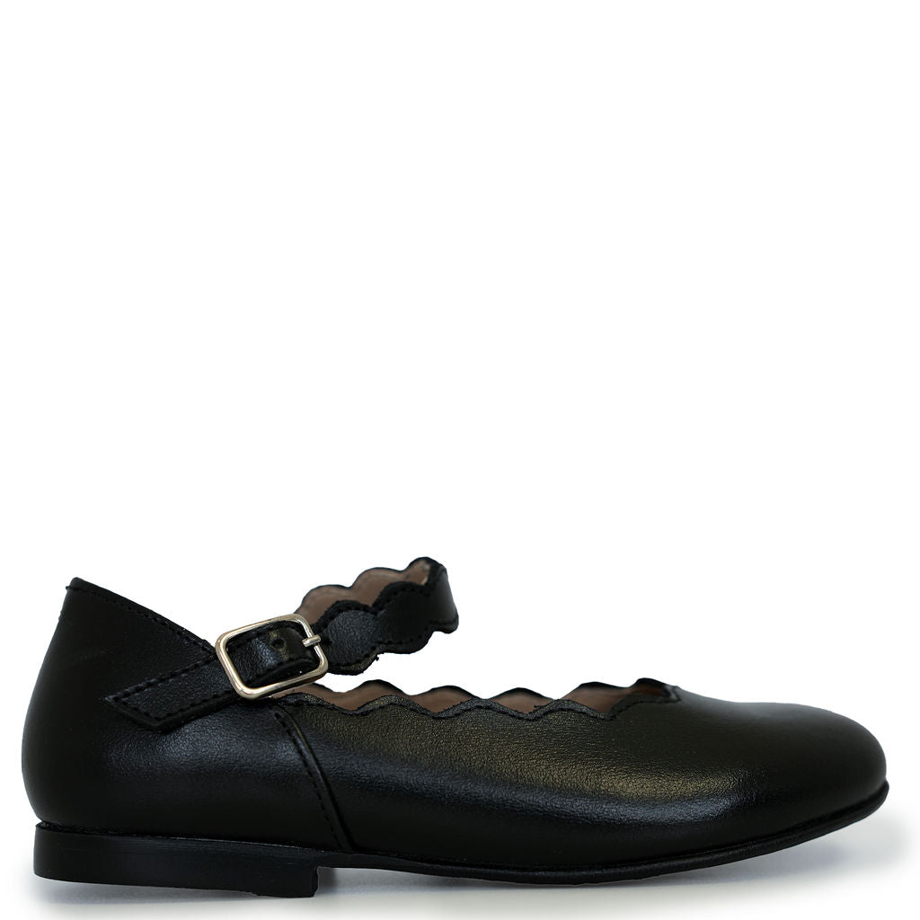 Spain+Co Black Scalloped Mary Jane Flats - Women's Vintage Style Pointed Toe Ballet Shoes for Work, Office & Special Occasions