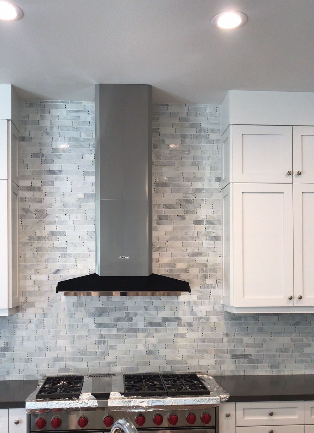 Decorative Ceiling Cover for EMG9030 & EMS9026 Range Hoods - Stainless Steel Kitchen Ventilation Accessory for Modern Home Upgrade
