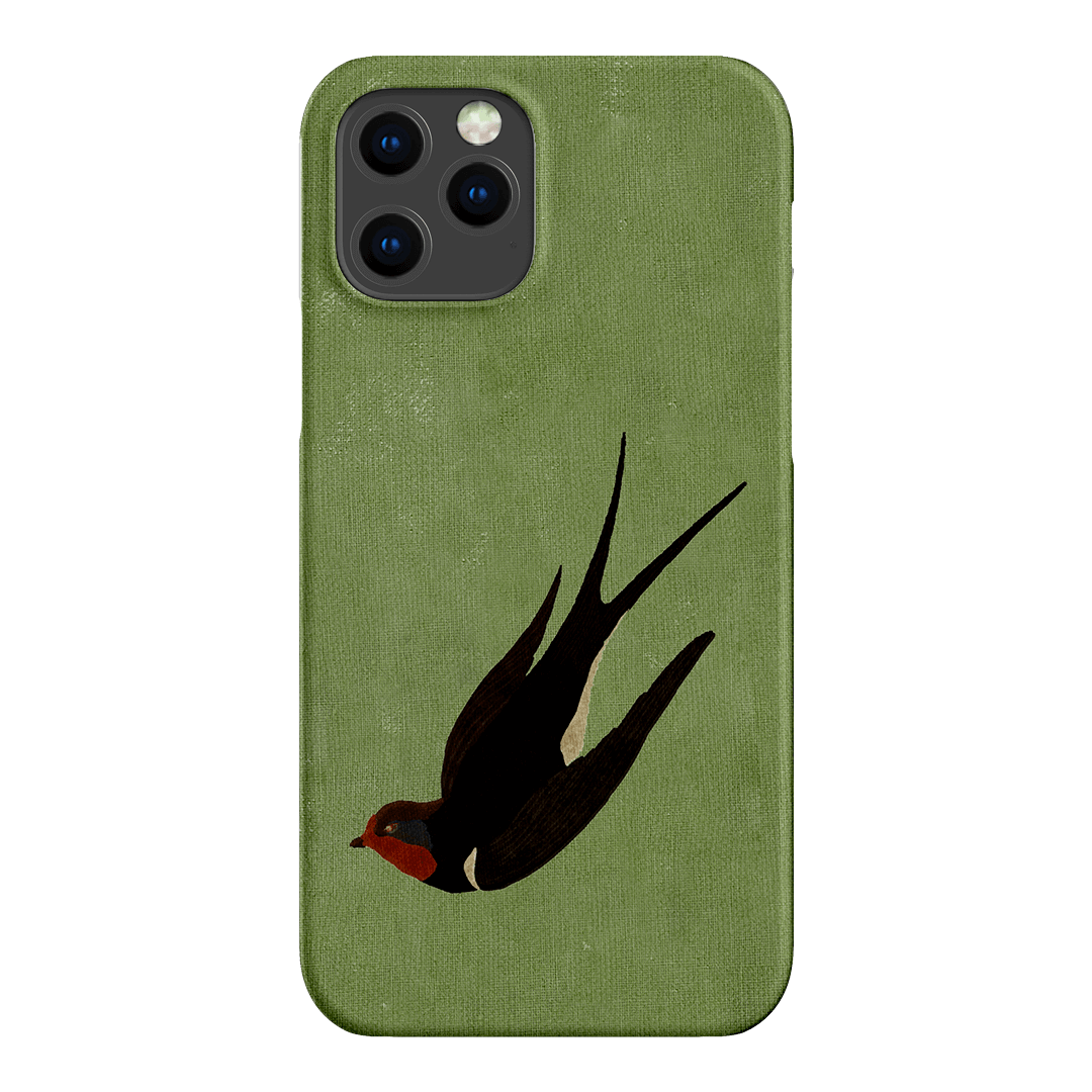Sparrow Swallow Pattern Phone Case - Cute Bird Design Protective Cover for iPhone 15/14/13/12/11 Pro Max XR XS - Perfect for Nature Lovers & Outdoor Enthusiasts