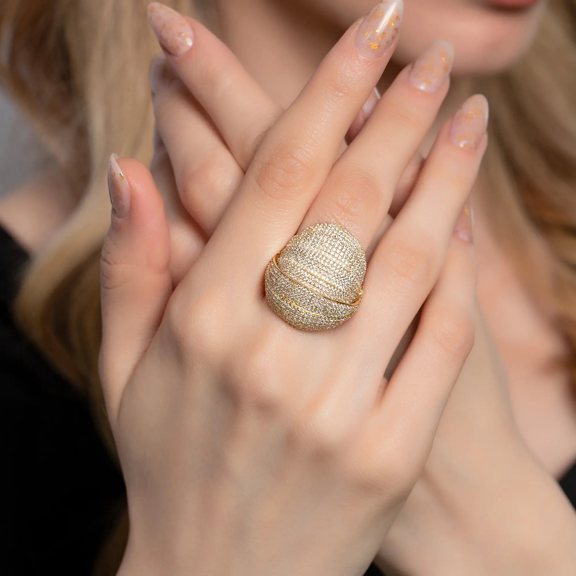 Gold Shell Rings for Women - Elegant Beach Jewelry, Boho Style Seashell Rings - Perfect for Summer, Vacations & Beach Weddings