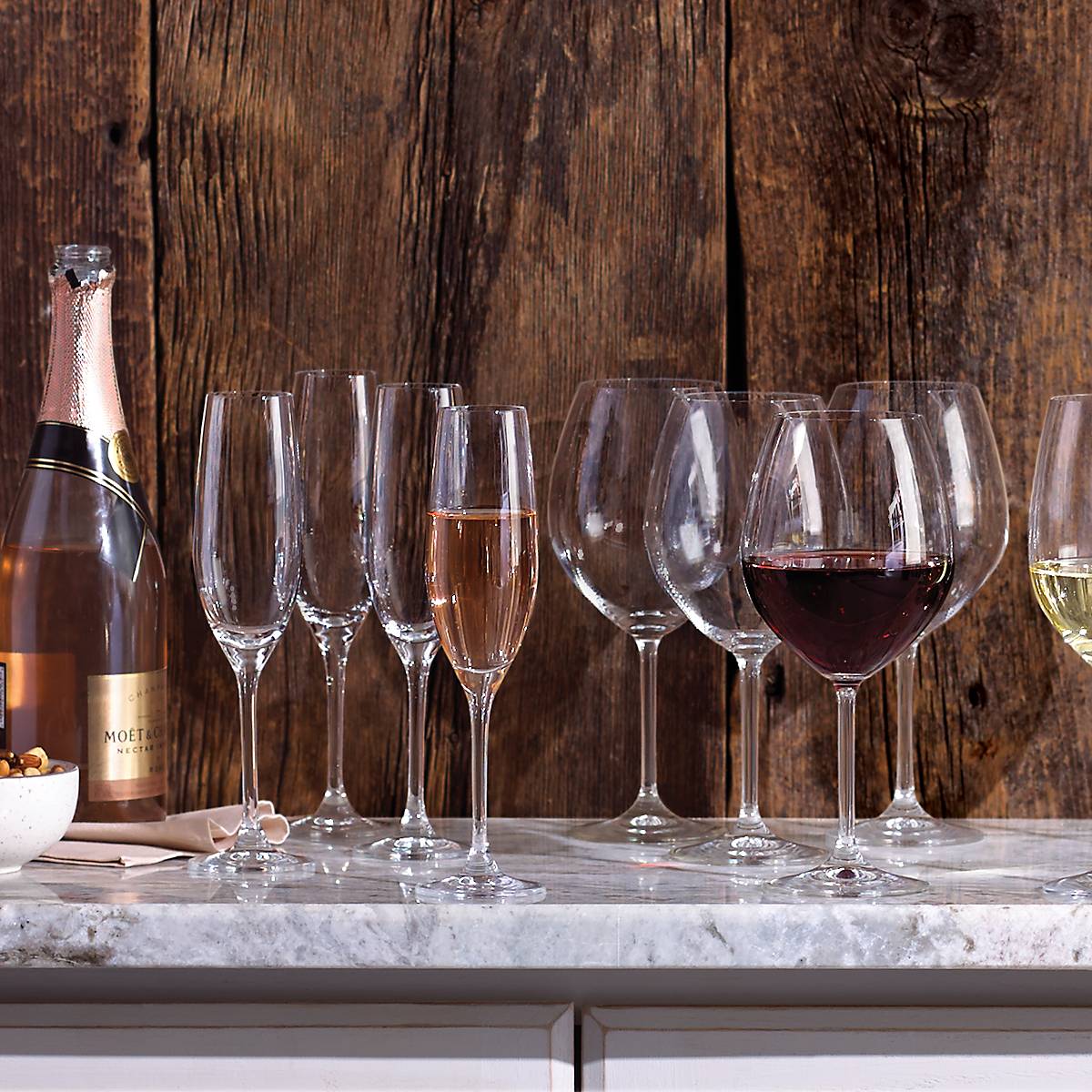 Premium Tuscany Classics Red Wine Glasses Set of 6 - Elegant Crystal Stemware for Cabernet, Merlot & Pinot Noir - Perfect for Dinner Parties, Wine Tasting & Romantic Evenings