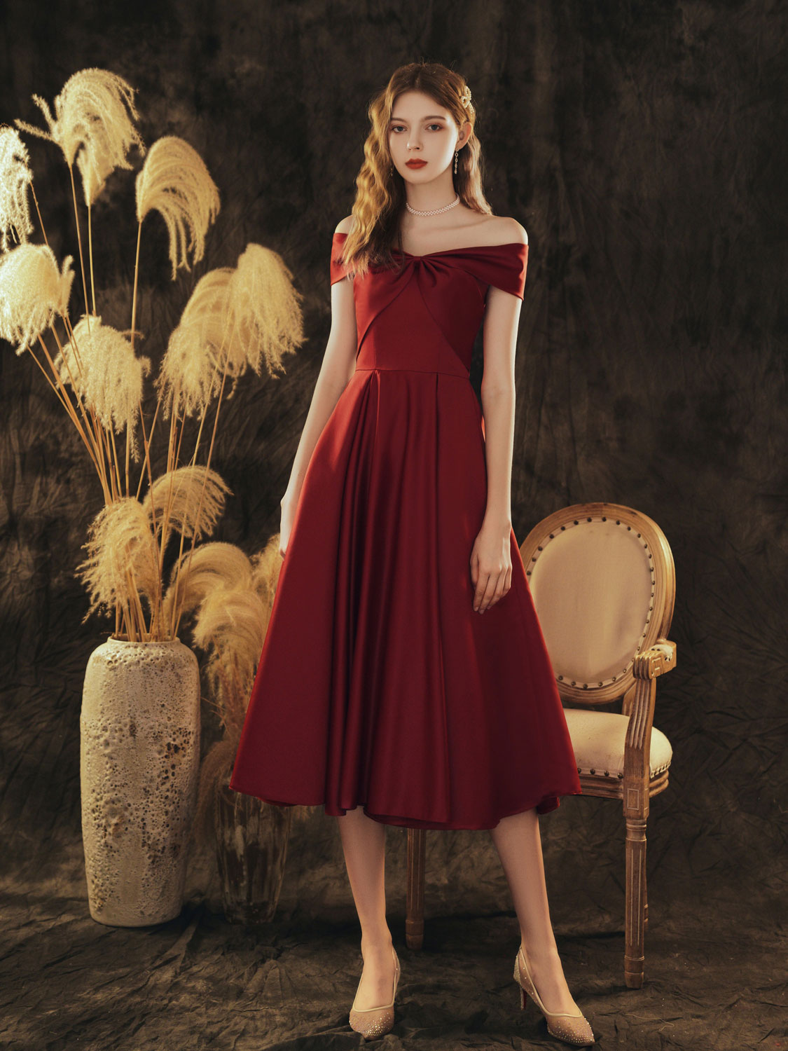 Elegant Burgundy Satin Short Prom Dress | Homecoming Party Gown | Perfect for Dances, Formals & Special Occasions