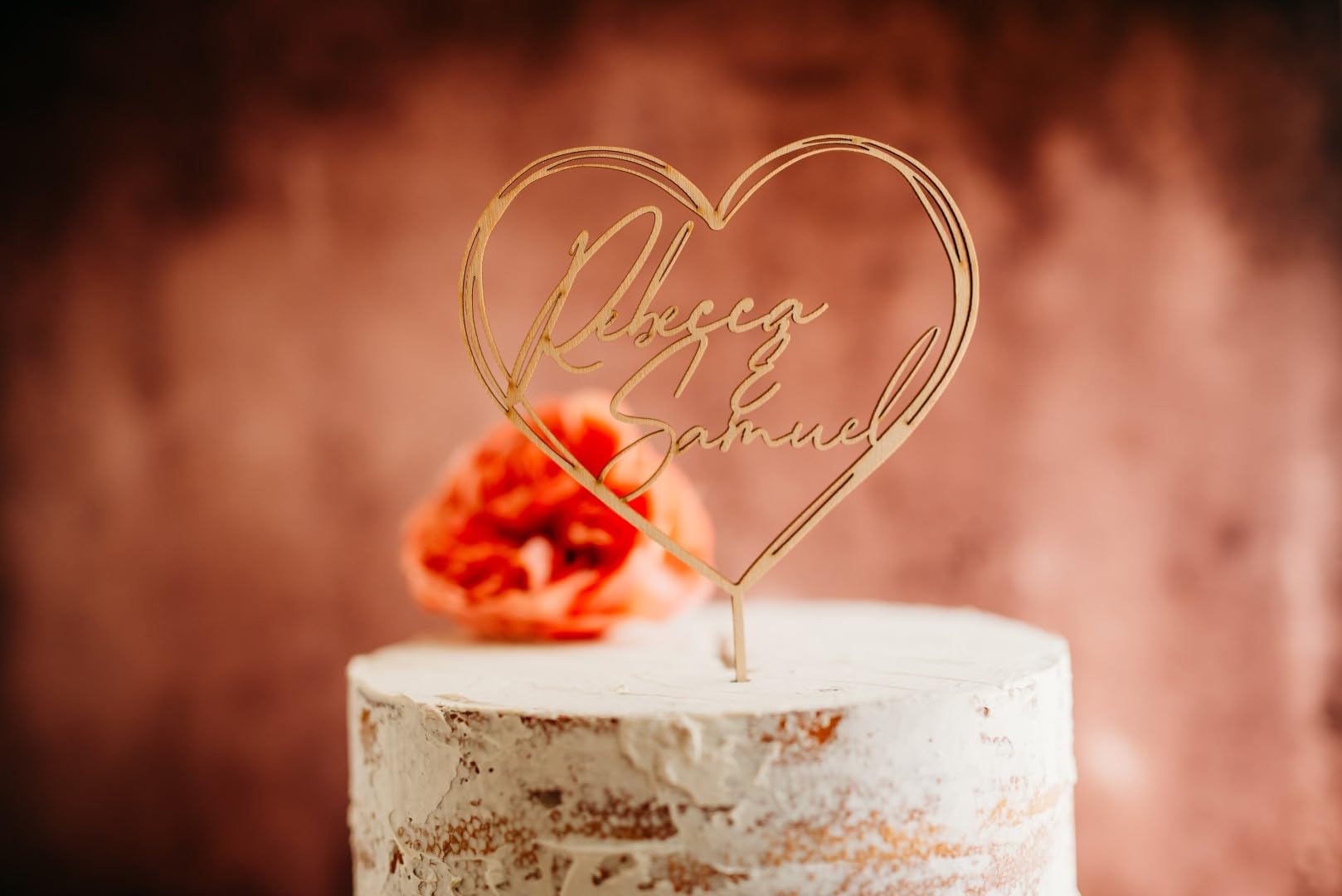 Custom Cursive Heart Wedding Cake Topper - Personalized Acrylic & Wood Cake Decor with Modern Handwriting - Elegant Rustic Birthday & Anniversary Cake Topper for Weddings, Anniversaries & Special Celebrations