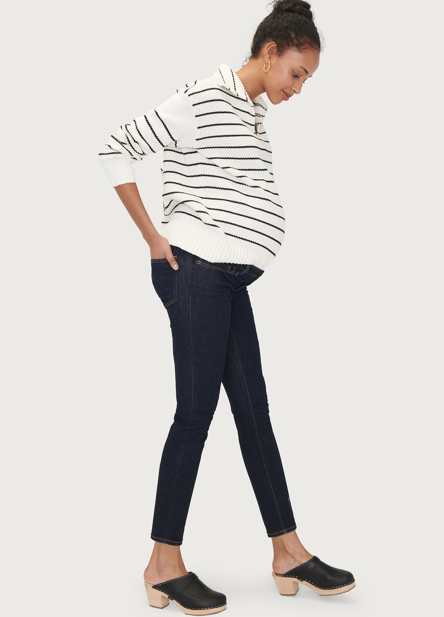 Slim Fit Maternity Jeans for Women - Stretchy Comfortable Pregnancy Denim Pants for Everyday Wear & Maternity Fashion
