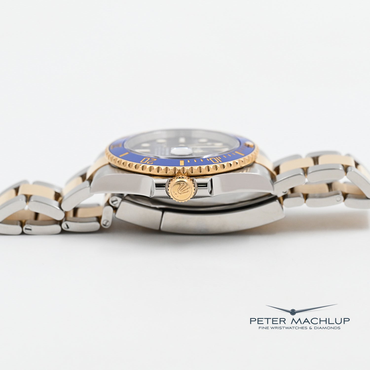 Rolex Submariner Date 41mm Stainless Steel Watch 2021 Model - Luxury Diving Timepiece for Men, Perfect for Professional Divers & Everyday Wear
