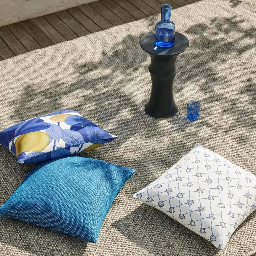 Premium Andorra Dove Outdoor Rug – Waterproof & UV Resistant for Patio, Deck, and Garden – Soft & Durable All-Weather Decor