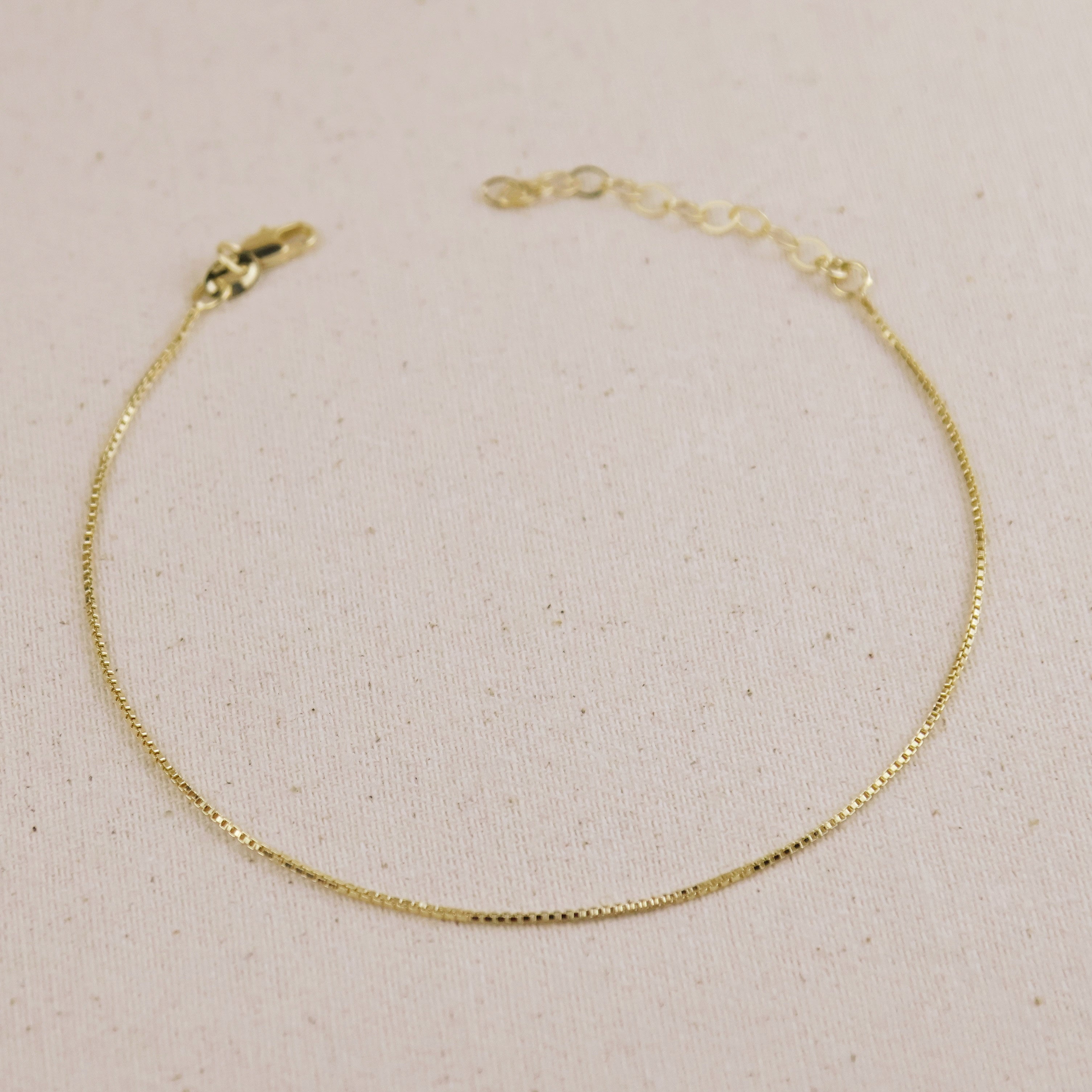 18K Gold Filled 1mm Box Chain Anklet - Dainty Delicate Ankle Bracelet for Women, Perfect for Everyday Wear, Beach Vacation & Summer Outfits