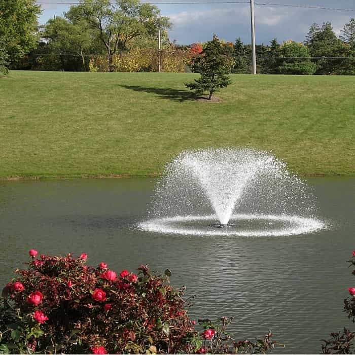 Scott North Star Floating Pond Aerator Fountain - Energy Efficient Water Aeration System for Lakes, Ponds & Small Water Features - Perfect for Backyard Ponds, Koi Ponds & Water Gardens