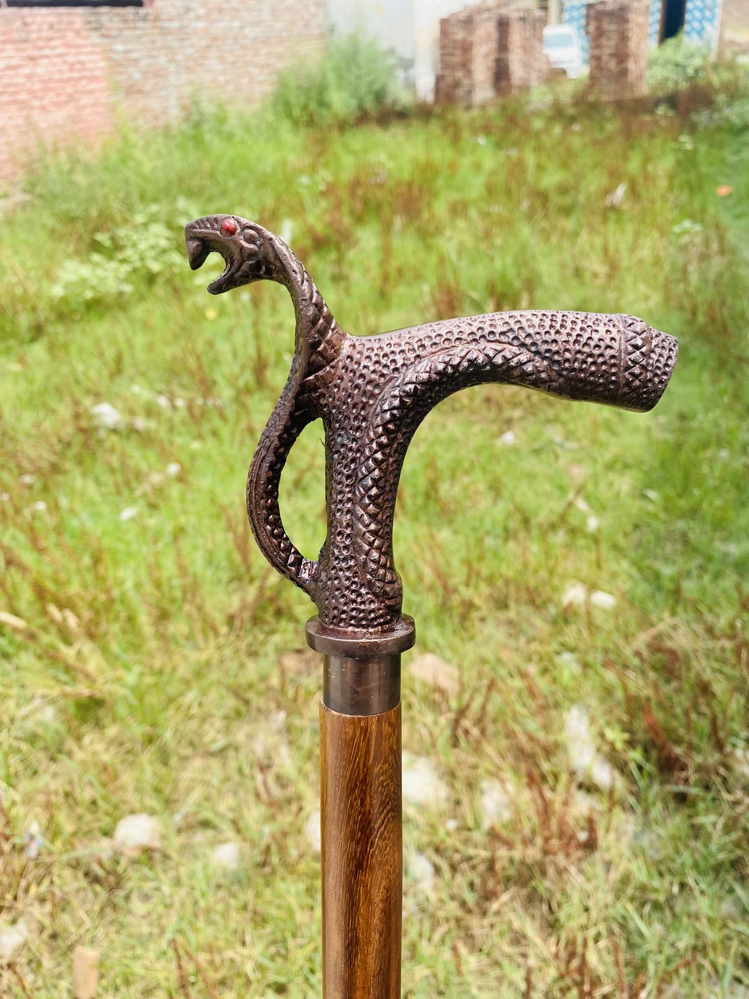 Antique Wooden Walking Cane for Men & Women - Handmade Rosewood Folding Cane with Cobra Head Design - Perfect for Hiking, Fashion Accessory, and Elderly Support