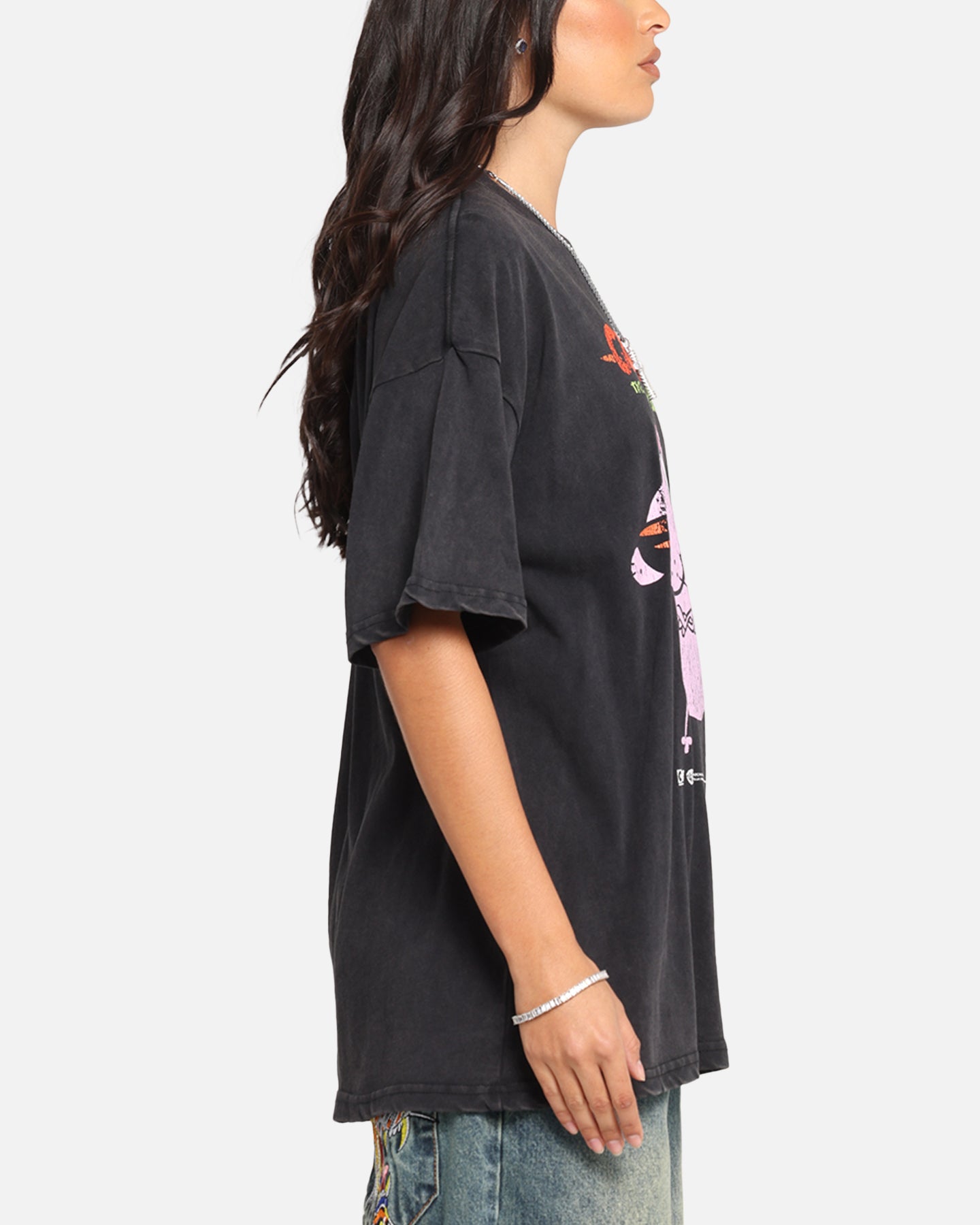 Vintage Courage The Cowardly Dog T-Shirt - Cartoon Network 90s Retro Graphic Tee - Black Acid Wash Distressed Style - Perfect for Halloween Cosplay & Anime Convention Outfits