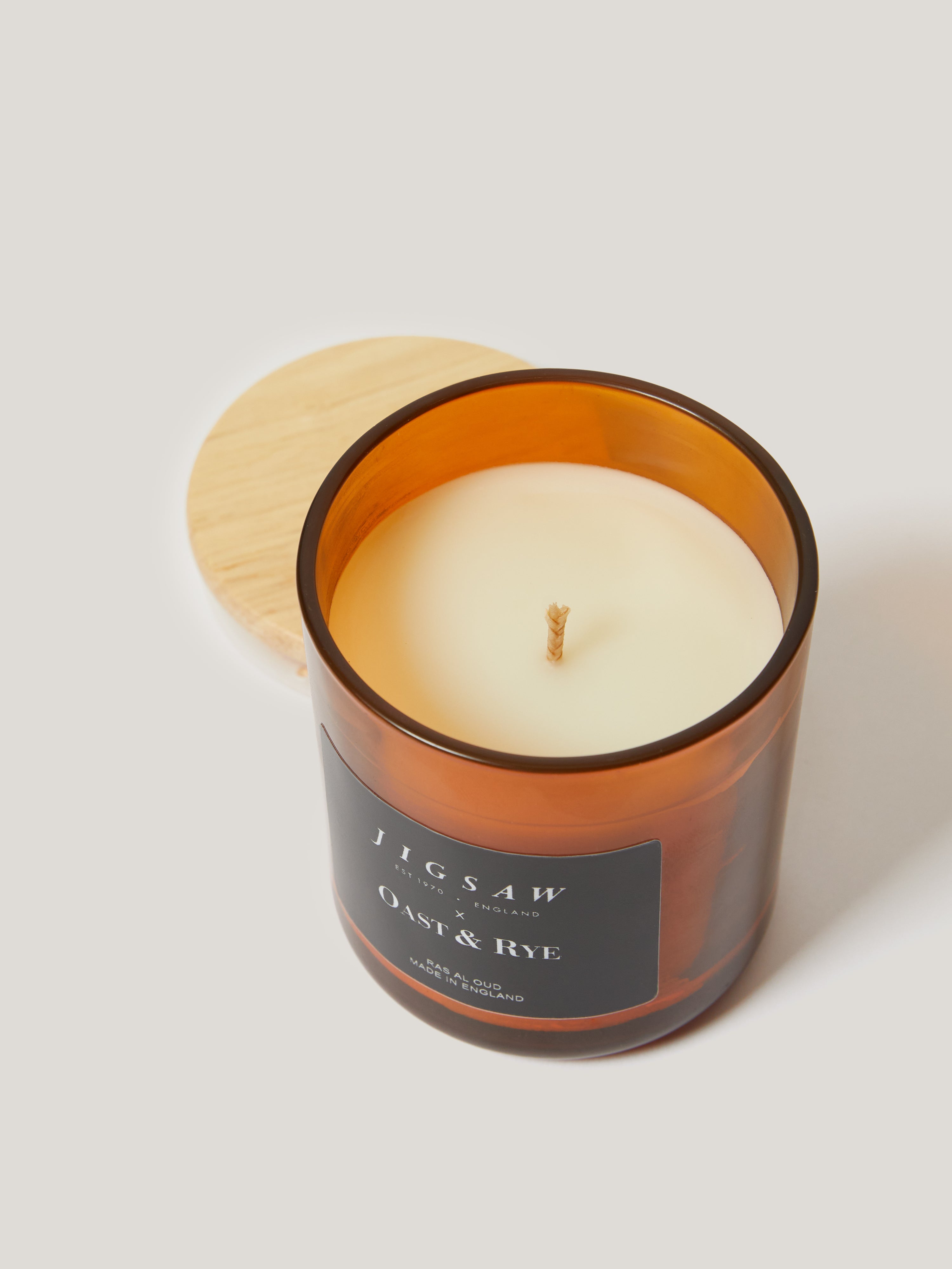 Ras Al Oud Scented One-Wick Candle with Amber Fragrance | Long-Lasting Aromatherapy Candle for Home, Meditation & Relaxation