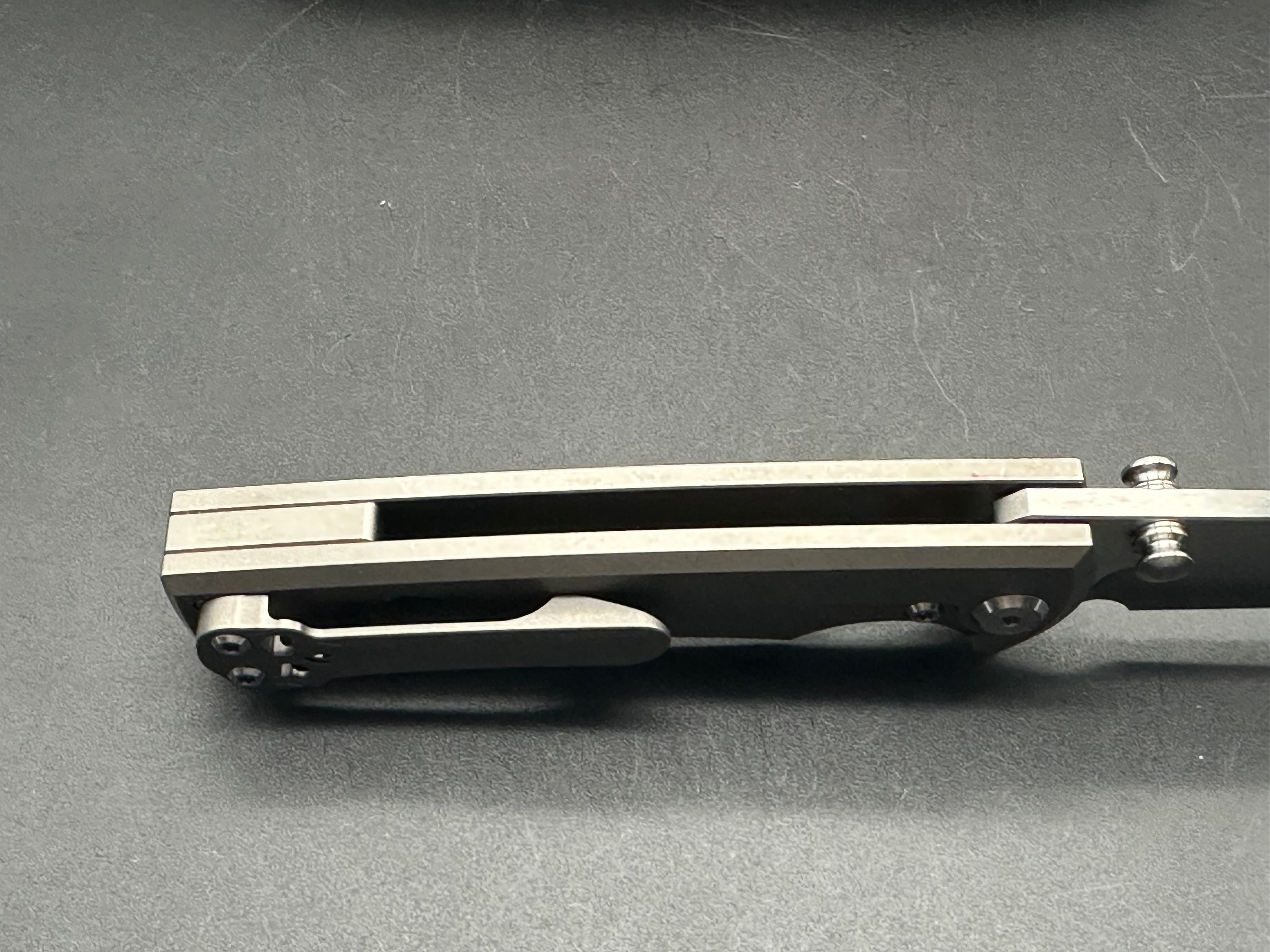 Chaves Sangre Street Flipper Knife - 3.4