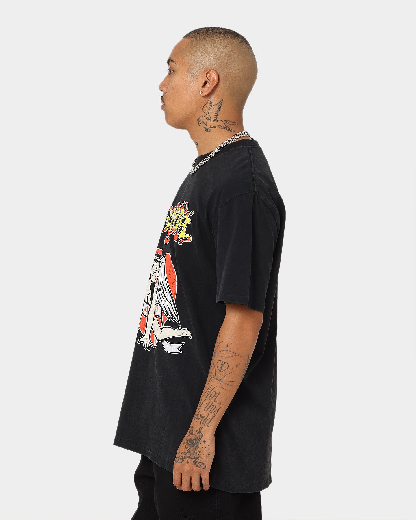 Vintage Aerosmith Angel Heart Washed Black T-Shirt | Classic Rock Band Tee for Concerts & Casual Wear